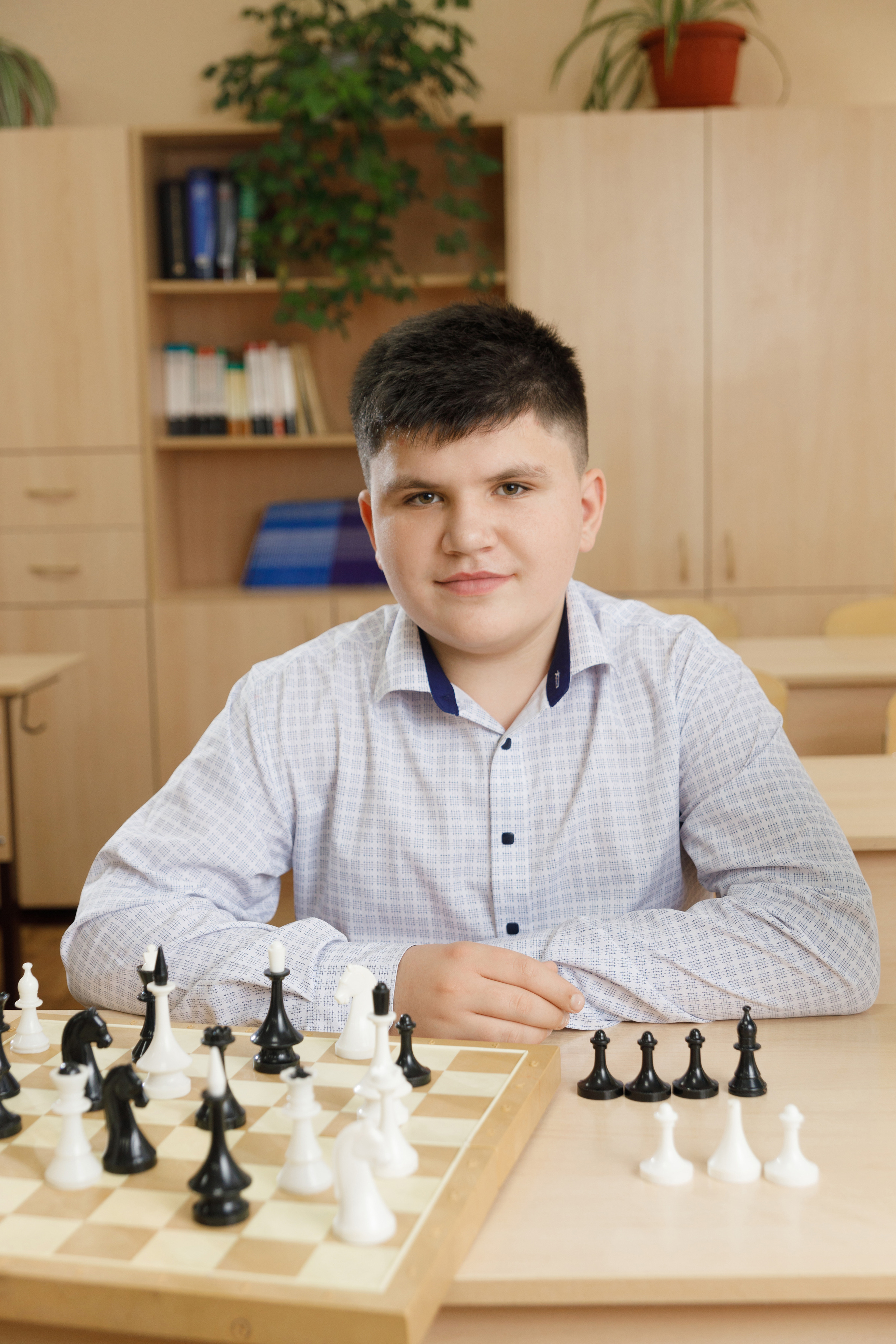 Выпускные альбомы для 9 и 11 класса. Выпускные альбомы в Крыму, Севастополе и Симферополе