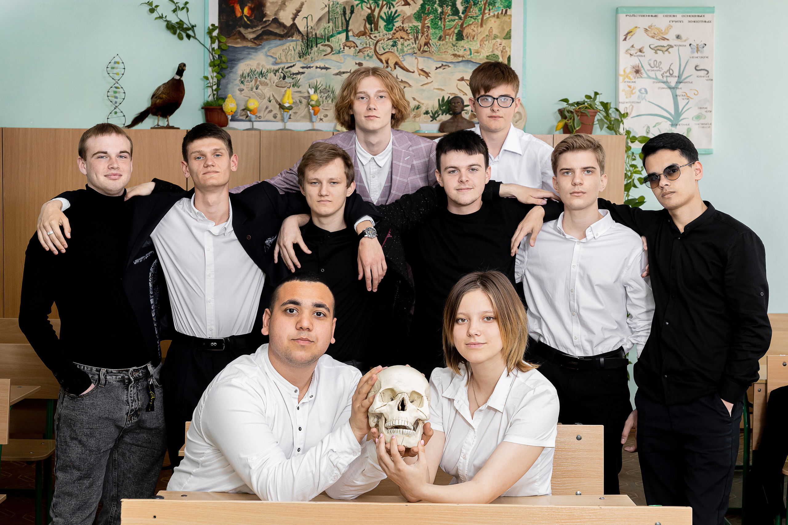 Выпускной альбом для 9 класса. Выпускные альбомы в Крыму, Севастополе и Симферополе