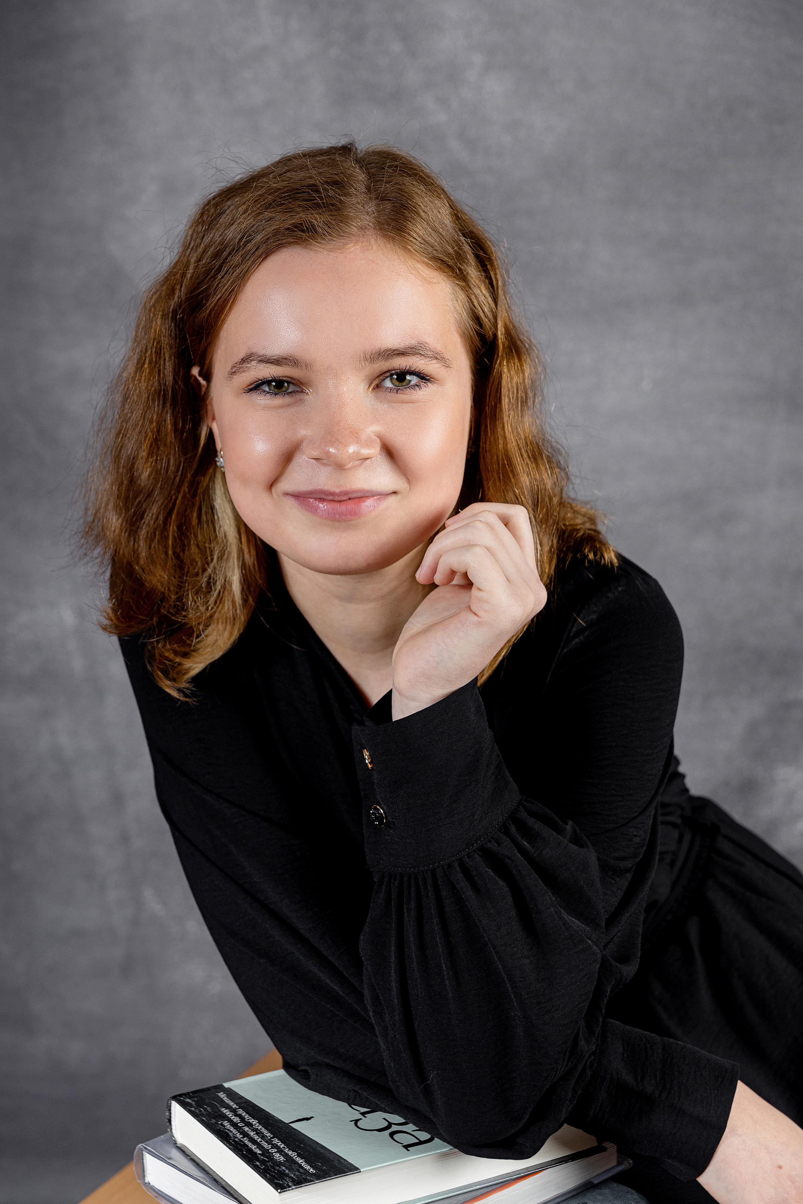 Выпускной альбом для 9 класса. Выпускные альбомы в Крыму, Севастополе и Симферополе