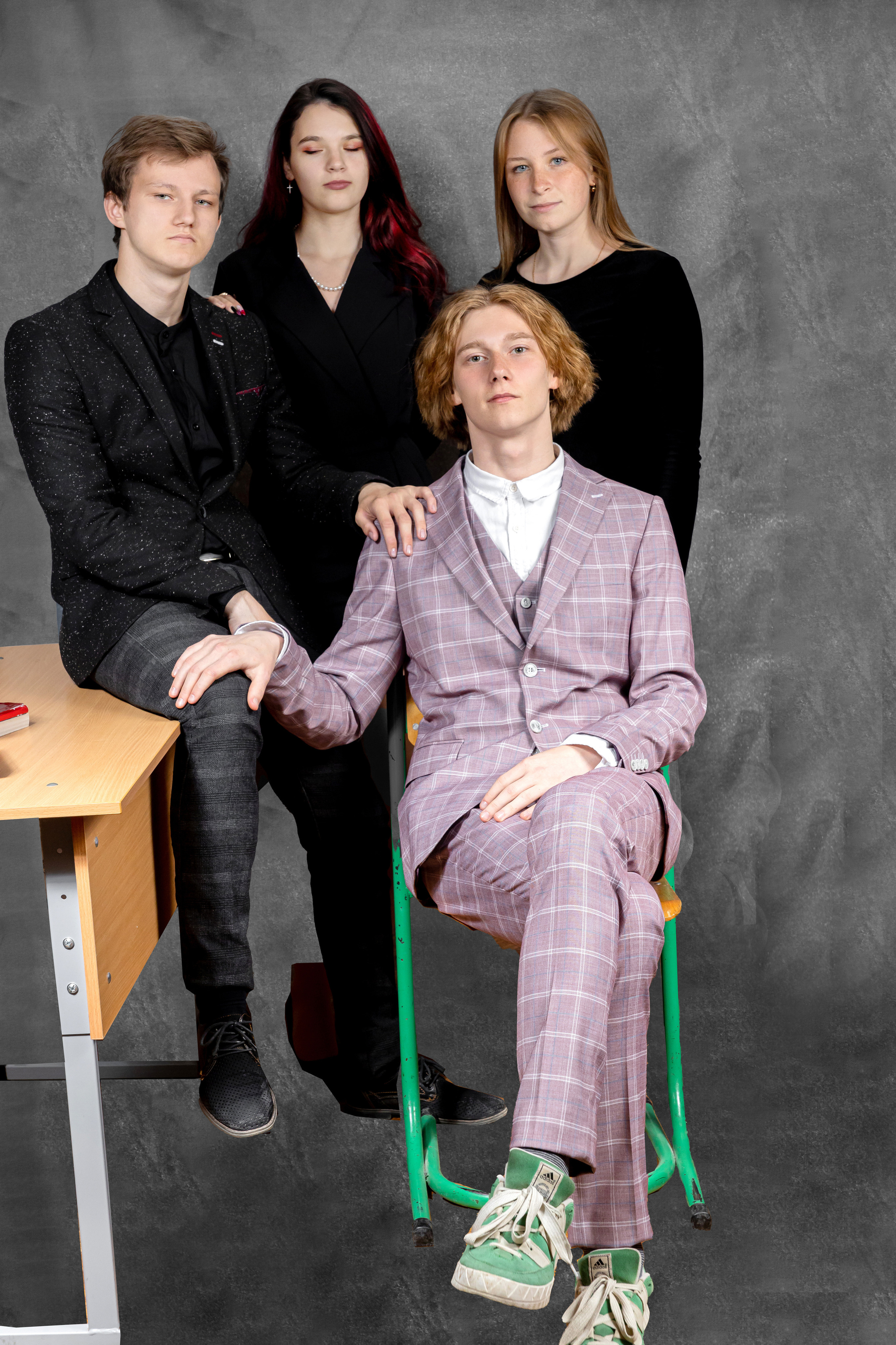 Выпускной альбом для 9 класса. Выпускные альбомы в Крыму, Севастополе и Симферополе