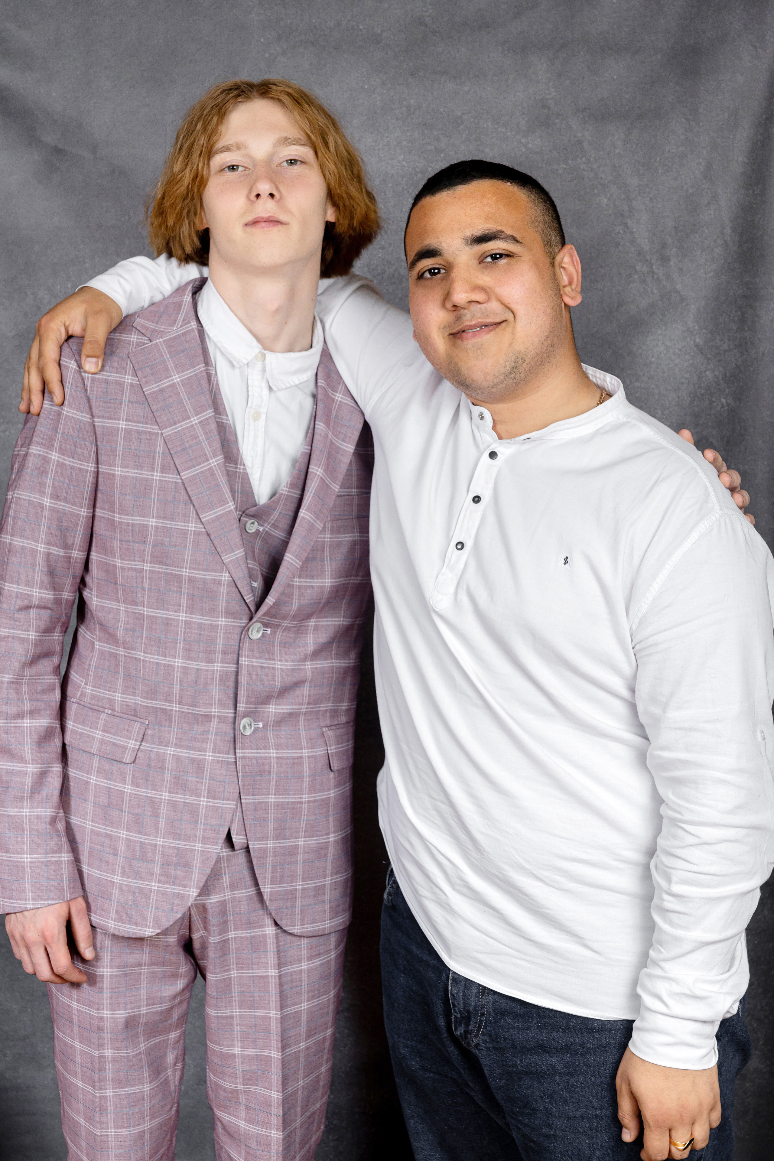 Выпускной альбом для 9 класса. Выпускные альбомы в Крыму, Севастополе и Симферополе