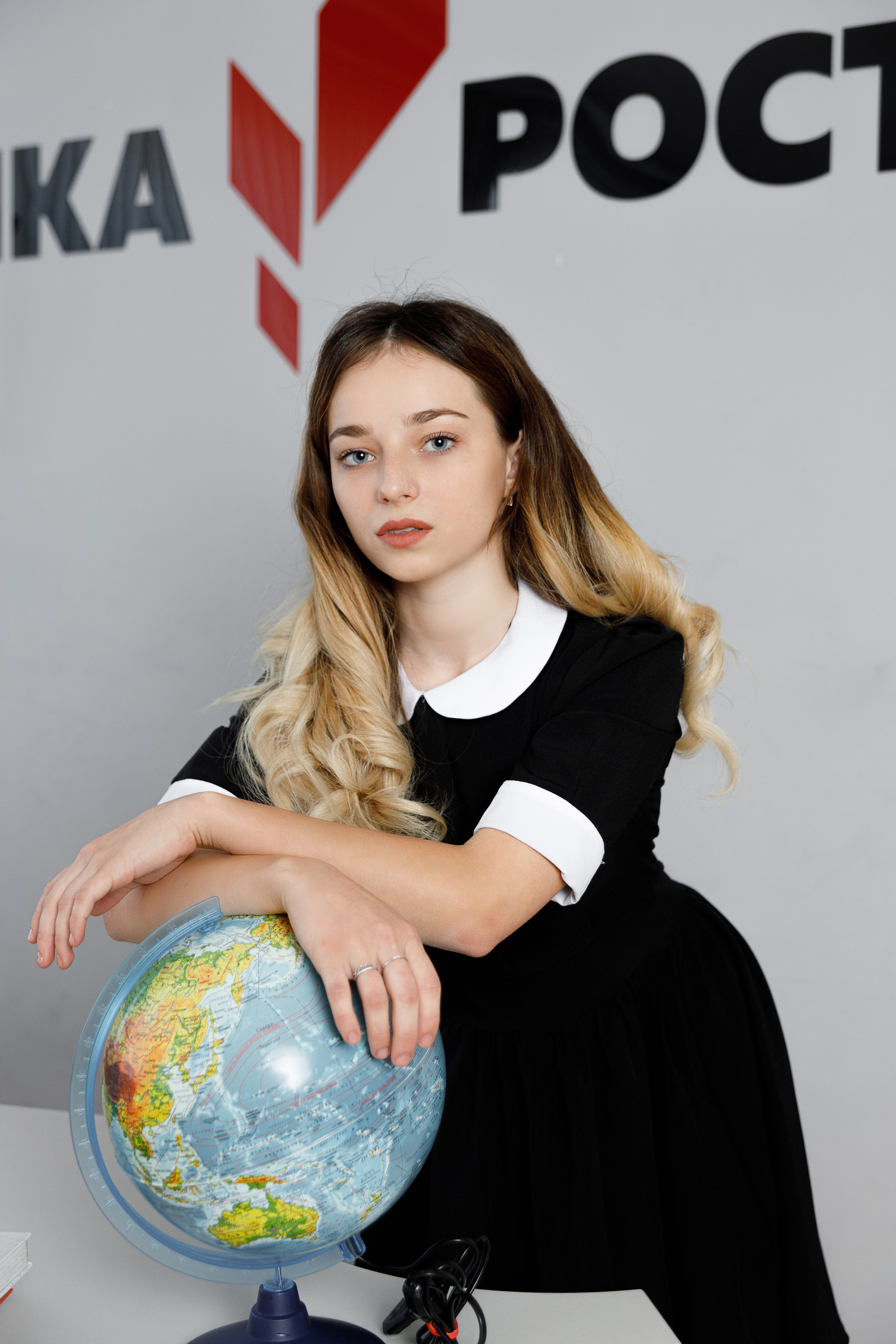 Выпускные альбомы для 9 и 11 класса. Выпускные альбомы в Крыму, Севастополе и Симферополе