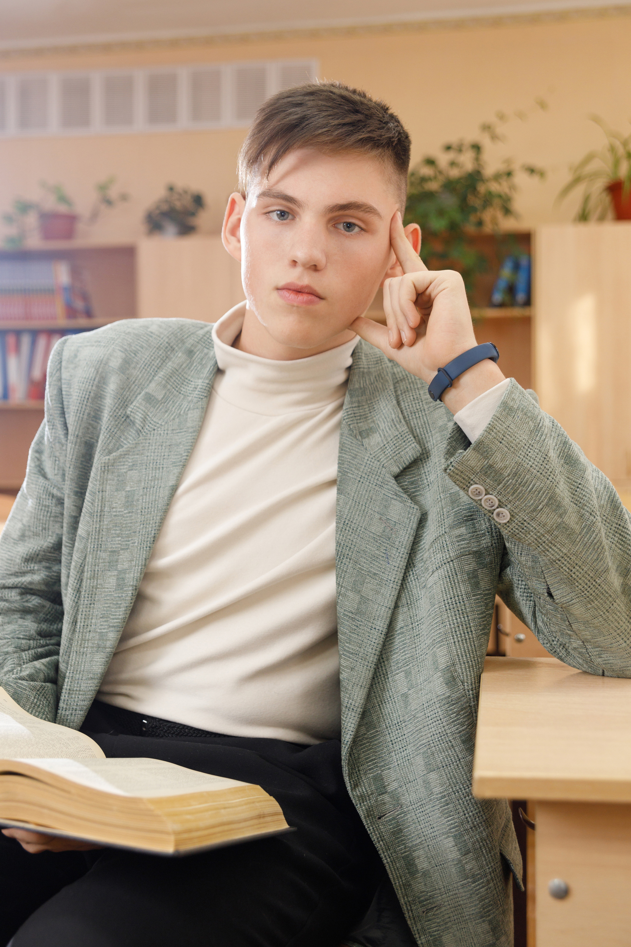 Выпускные альбомы для 9 и 11 класса. Выпускные альбомы в Крыму, Севастополе и Симферополе