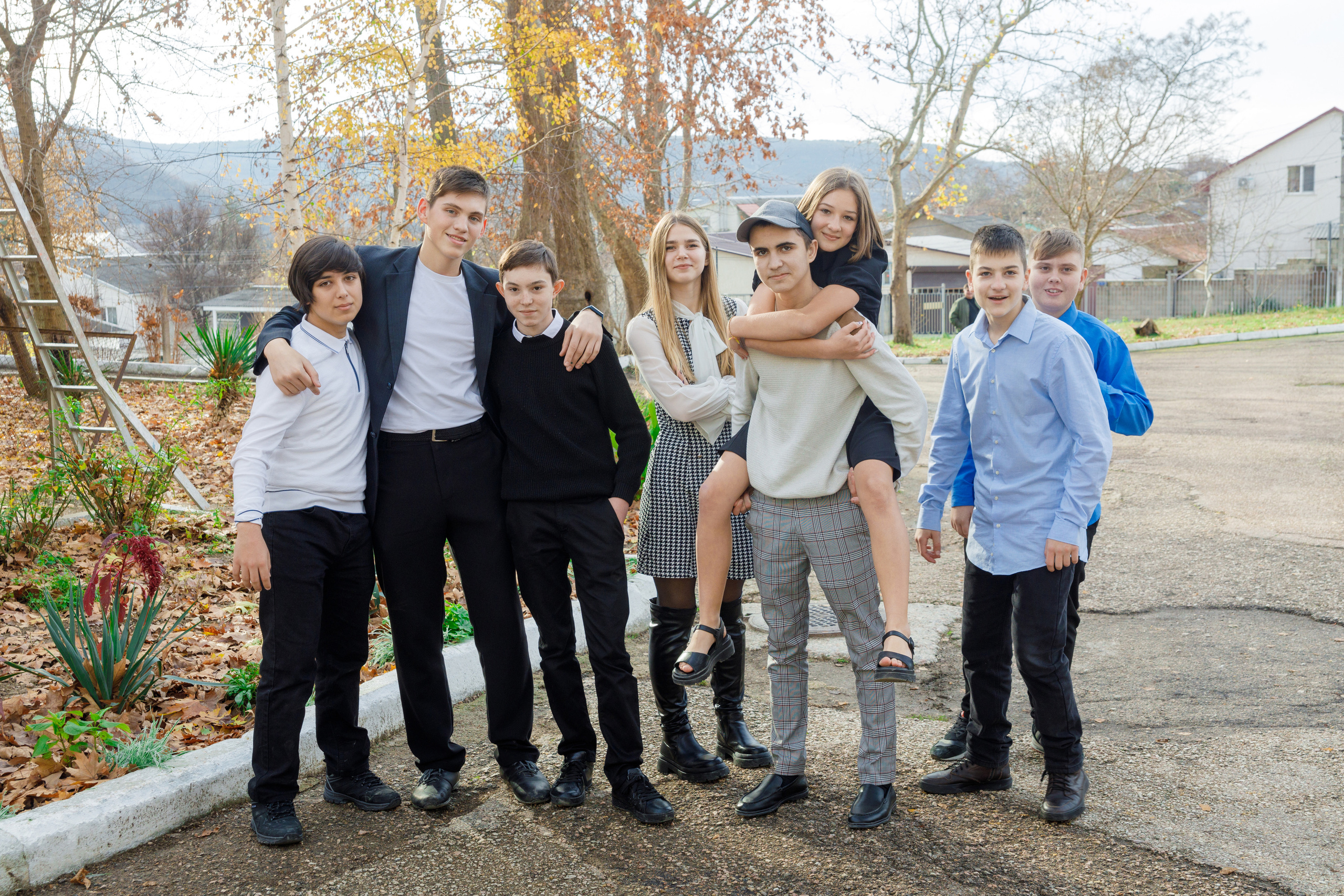 Выпускные альбомы для 9 и 11 класса. Выпускные альбомы в Крыму, Севастополе и Симферополе