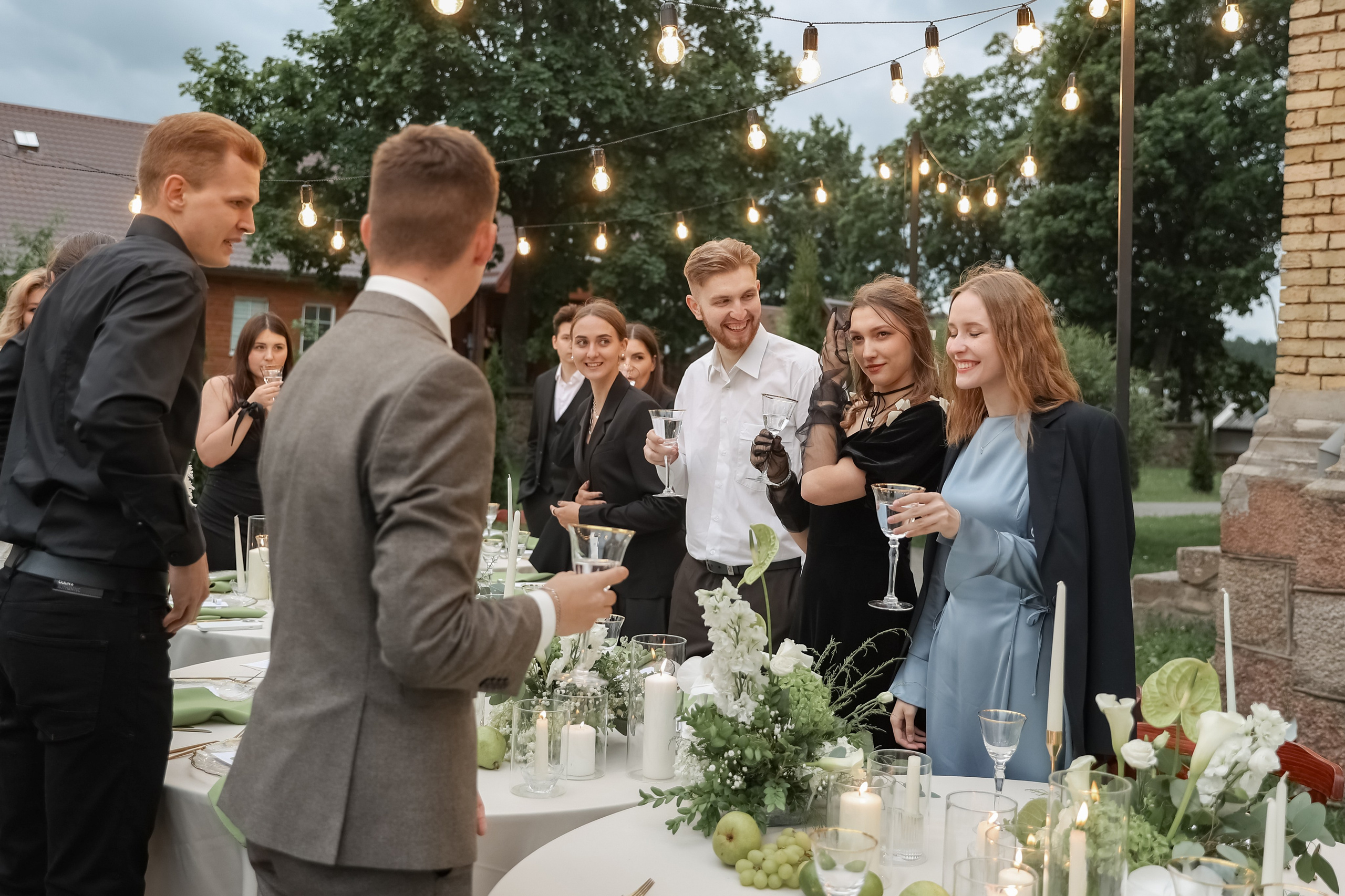 Кирилл и Виктория. Свадебные фотограф и видеограф в Минске Голдосовы Марина и Вадим