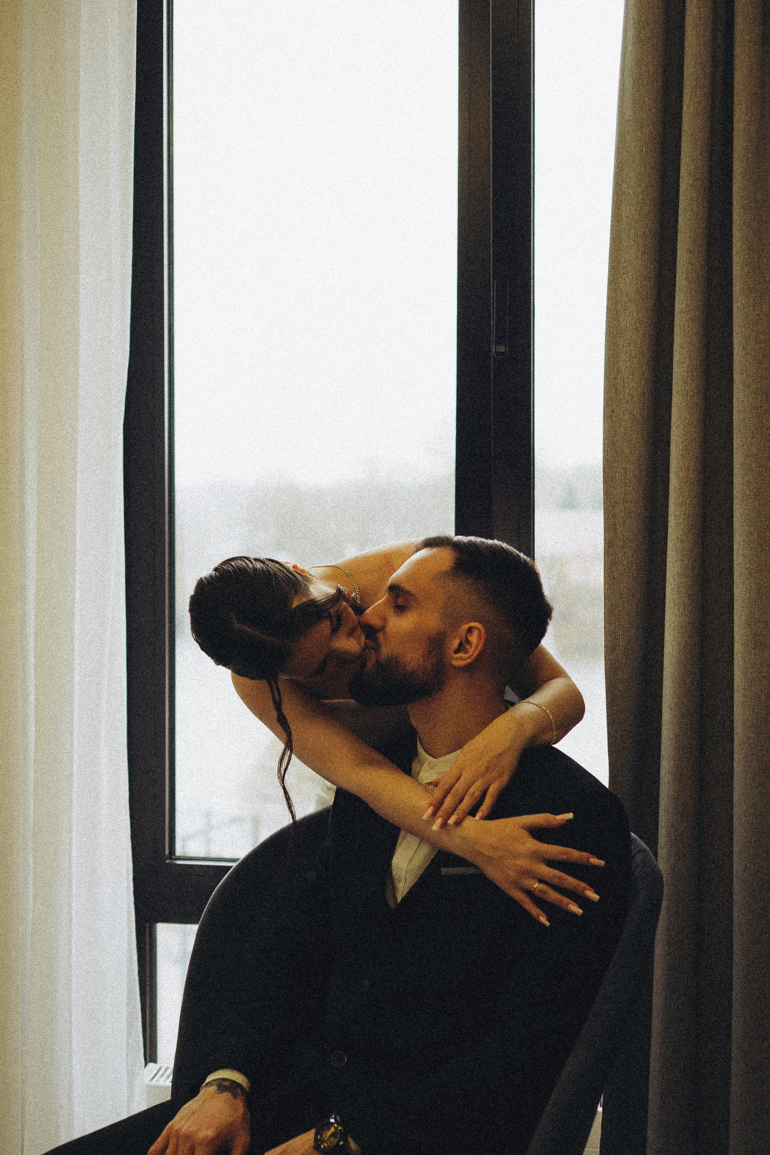 СВАДЕБНАЯ СЬЕМКА СБОРОВ ЖЕНИХА И НЕВЕСТЫ В ОТЕЛЕ И ТАКЖЕ ФОТОСЕССИИЯ В ОТЕЛЕЕ МЕГАПОЛИС БРЯНСК. Профессиональный фотограф, Санкт-Петербург — Виктория Богомолова