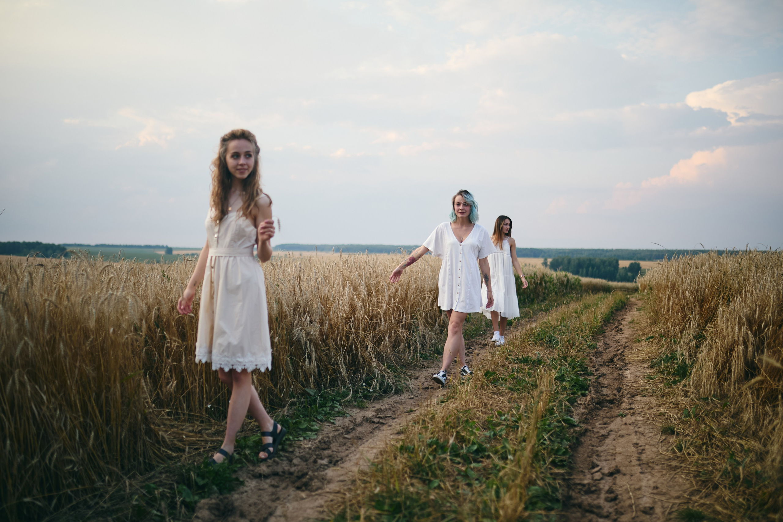 Аня, Лена и Арина. Фотограф София Комкина