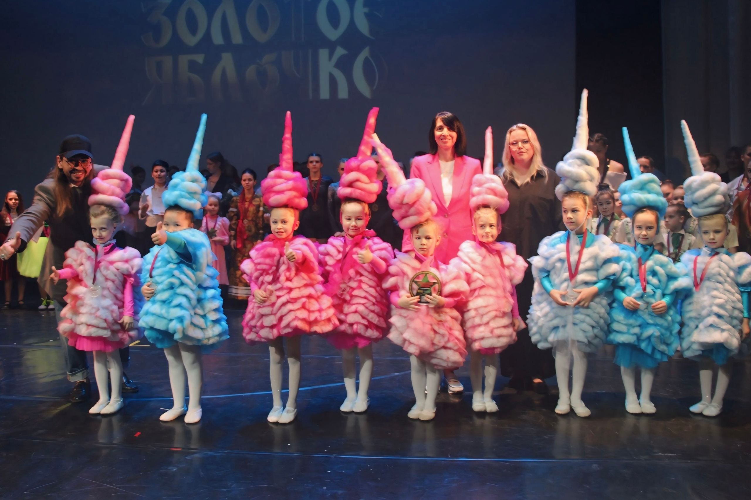 26 апреля, г. Астрахань. Золотое яблочко