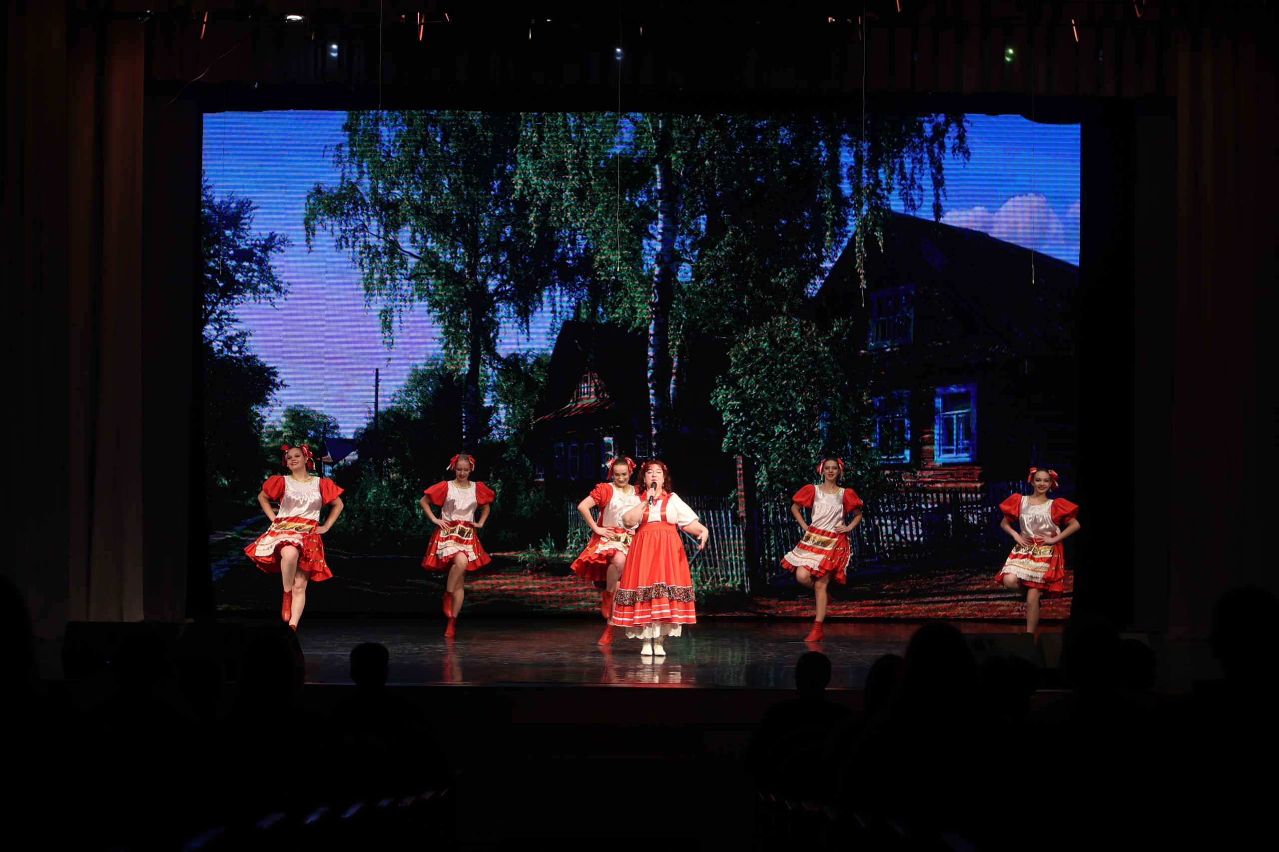 21 февраля, г. Томск. Золотое яблочко