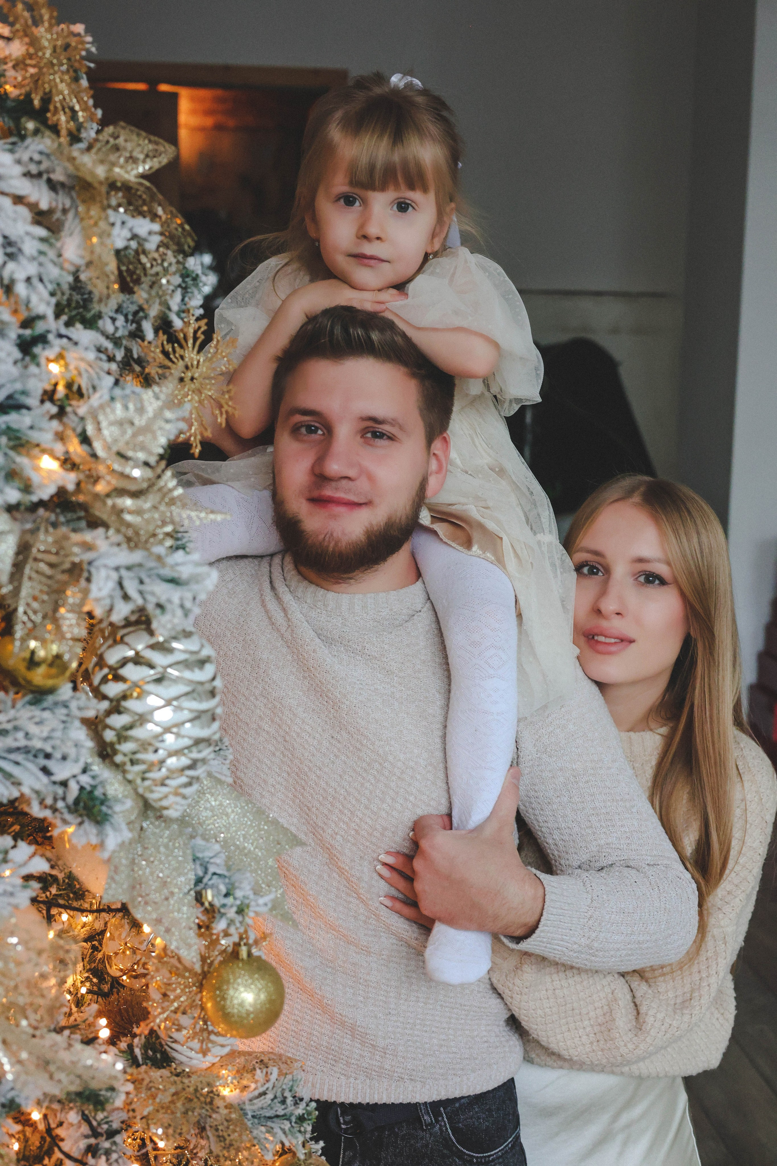 Новогодняя история «Кира и ее семья». Фотограф в Москве Анастасия Калинина