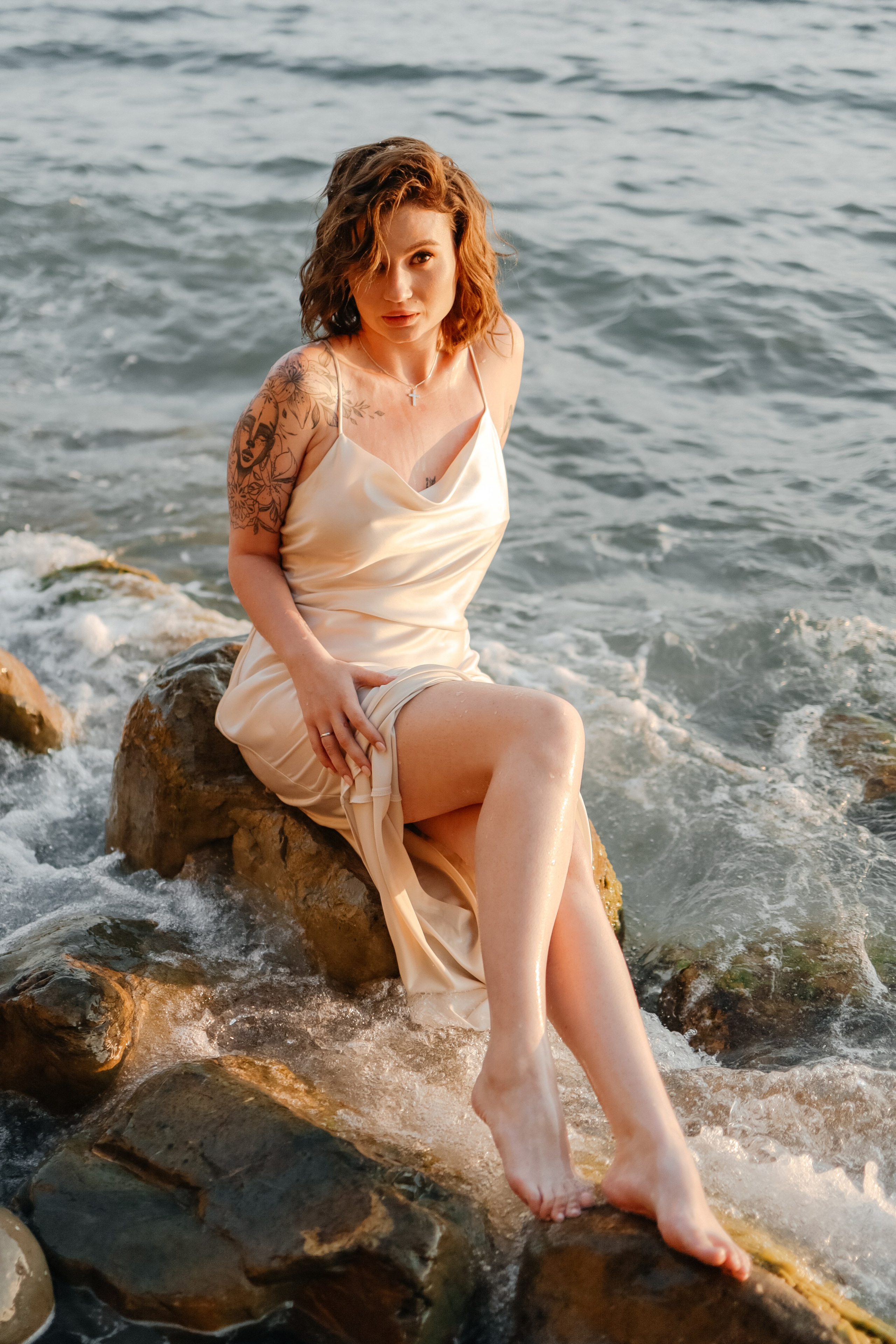 История любви на живописных скалах. Семейный и портретный фотограф в Геленджике Любовь Бодрова