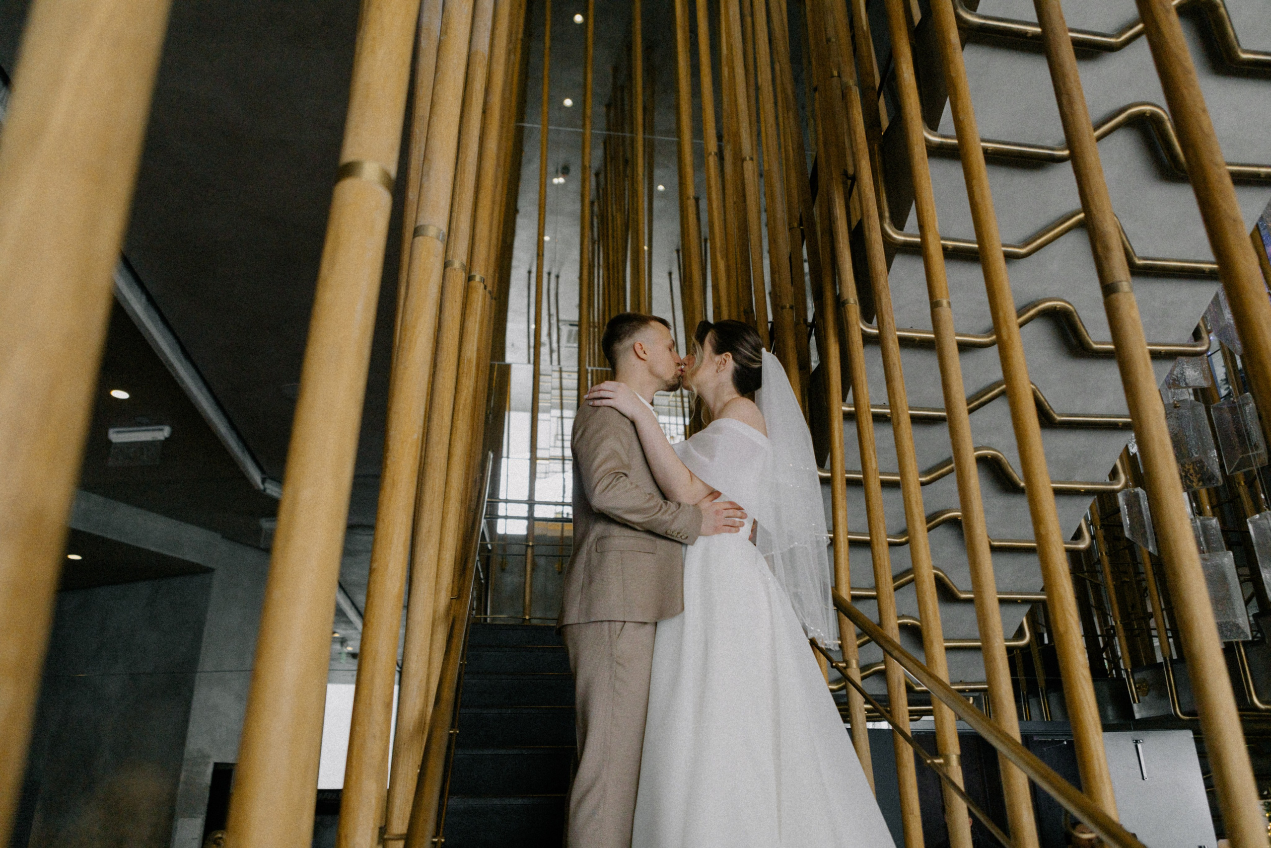 Ксюша и Илья. Утро в отеле роспись в Birds. Свадебный и портретный фотограф в Москве Анастасия Масюк