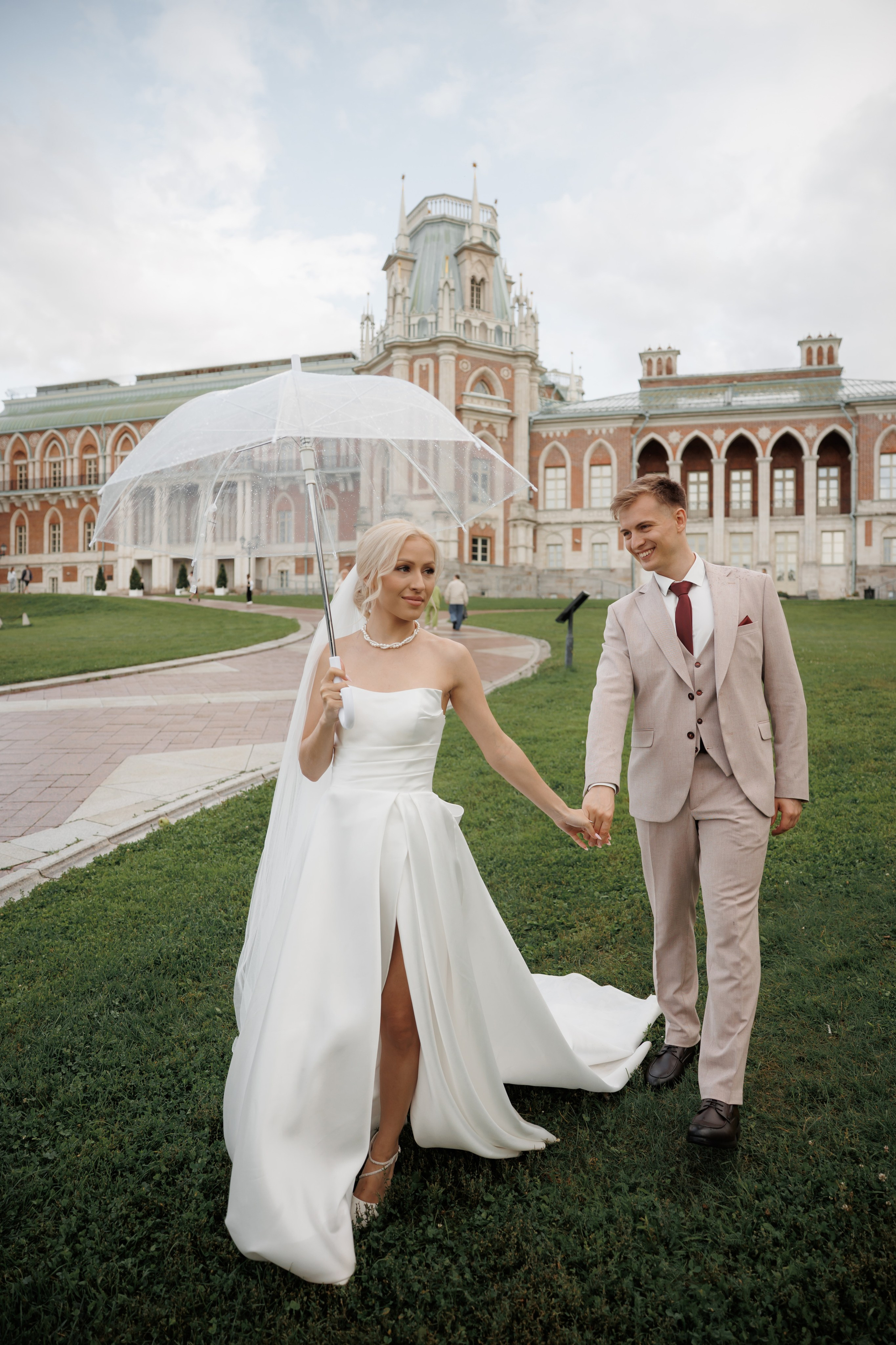 Отель «Милан», Шипиловский ЗАГС, прогулка в парке Царицыно. Свадебный и репортажный фотограф (Москва, Королев и другие)