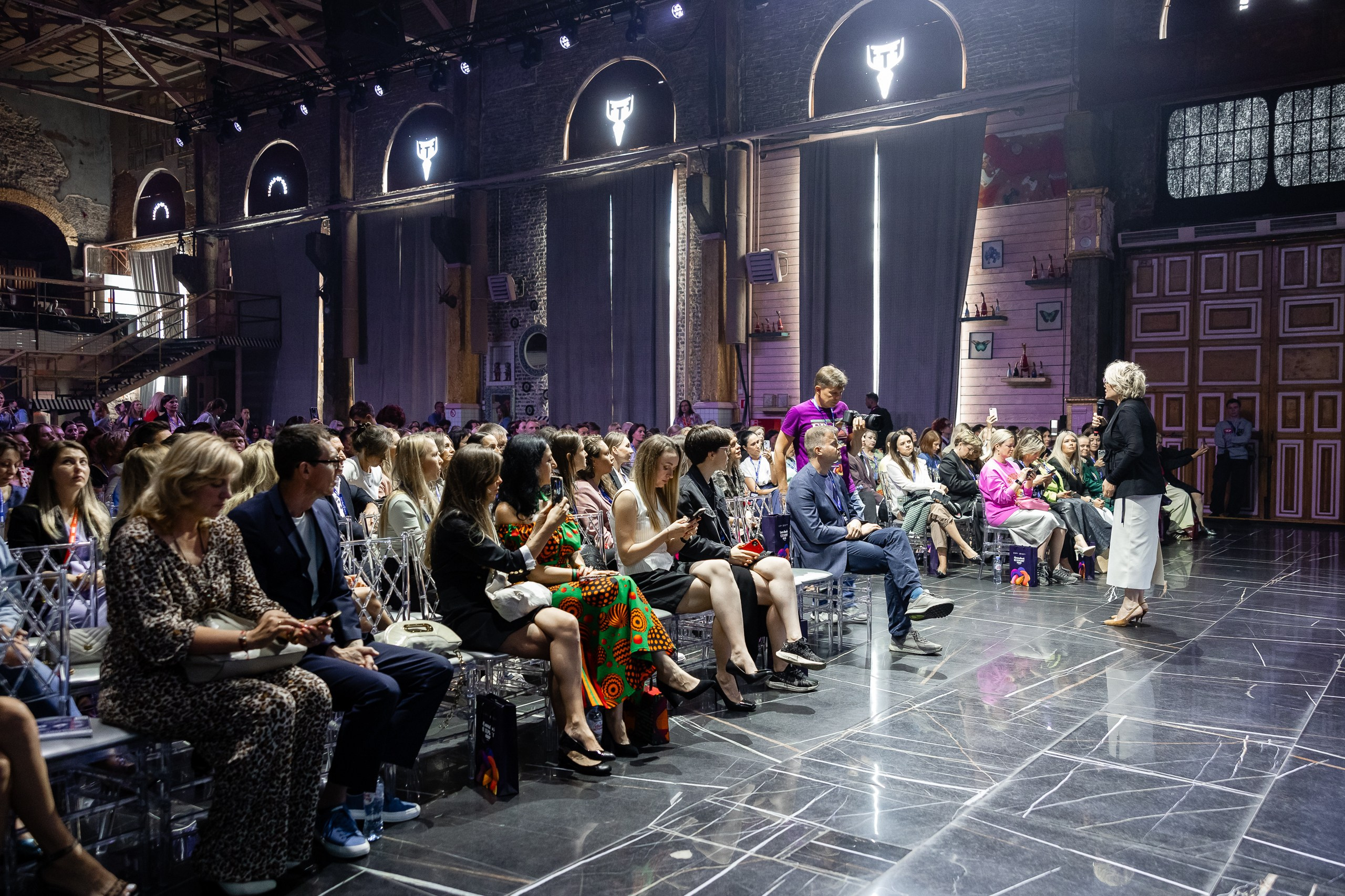 Форум «Креативный Петербург». Фотограф в Санкт-Петербурге — Сергей Петров