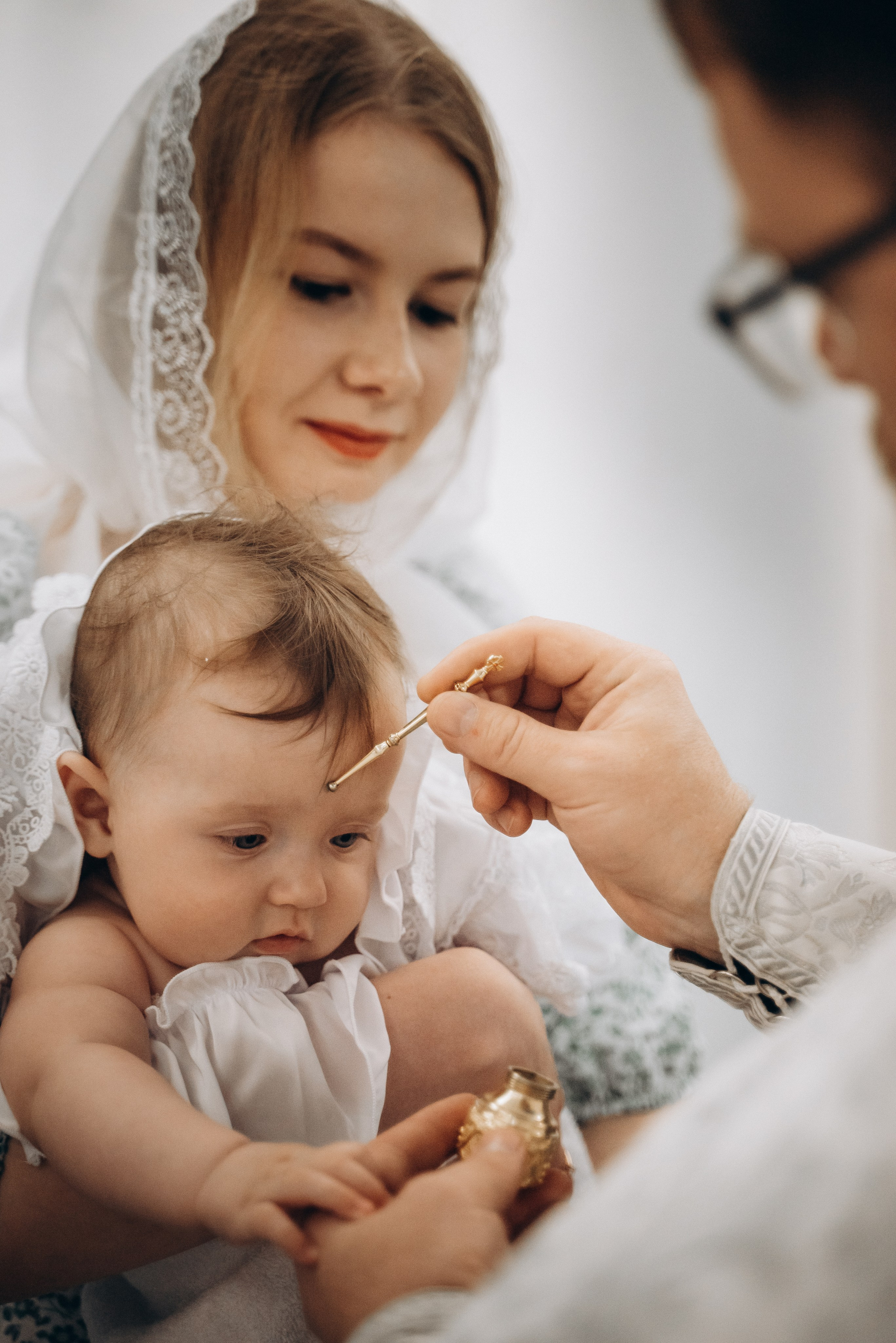 Крещение Варюши (Храм Святой Живоначальной Троицы). Семейный фотограф в Минске Дарья Дреко