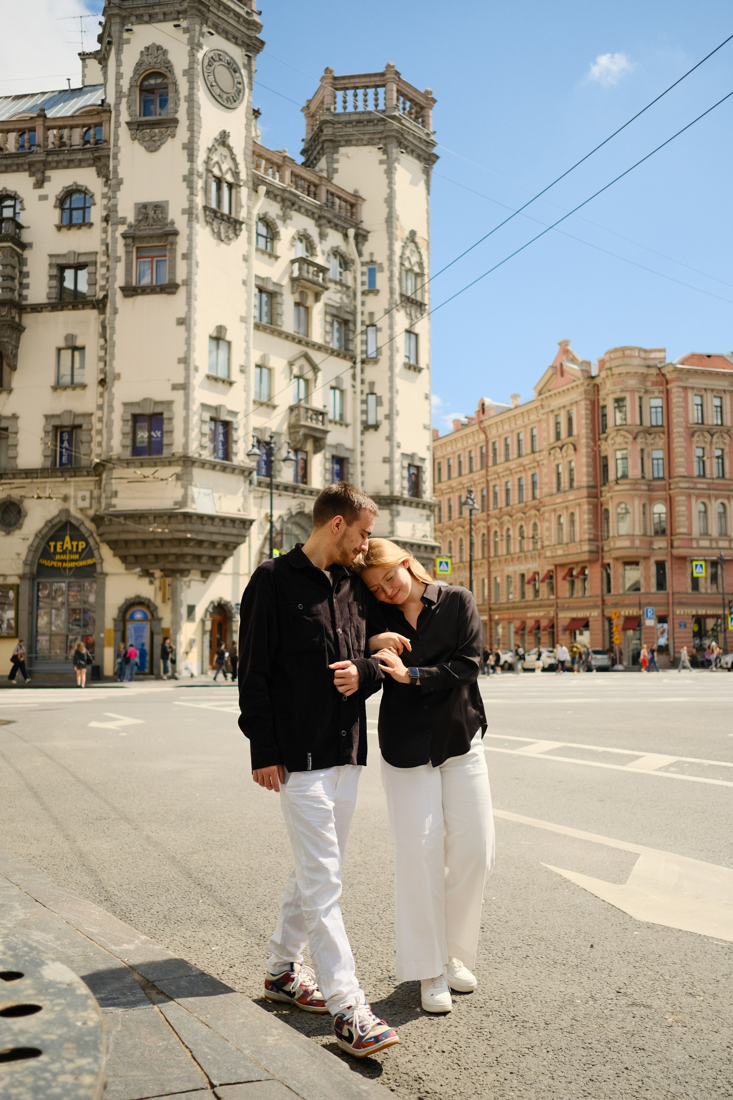 По Петроградке. Гид-фотограф Софья