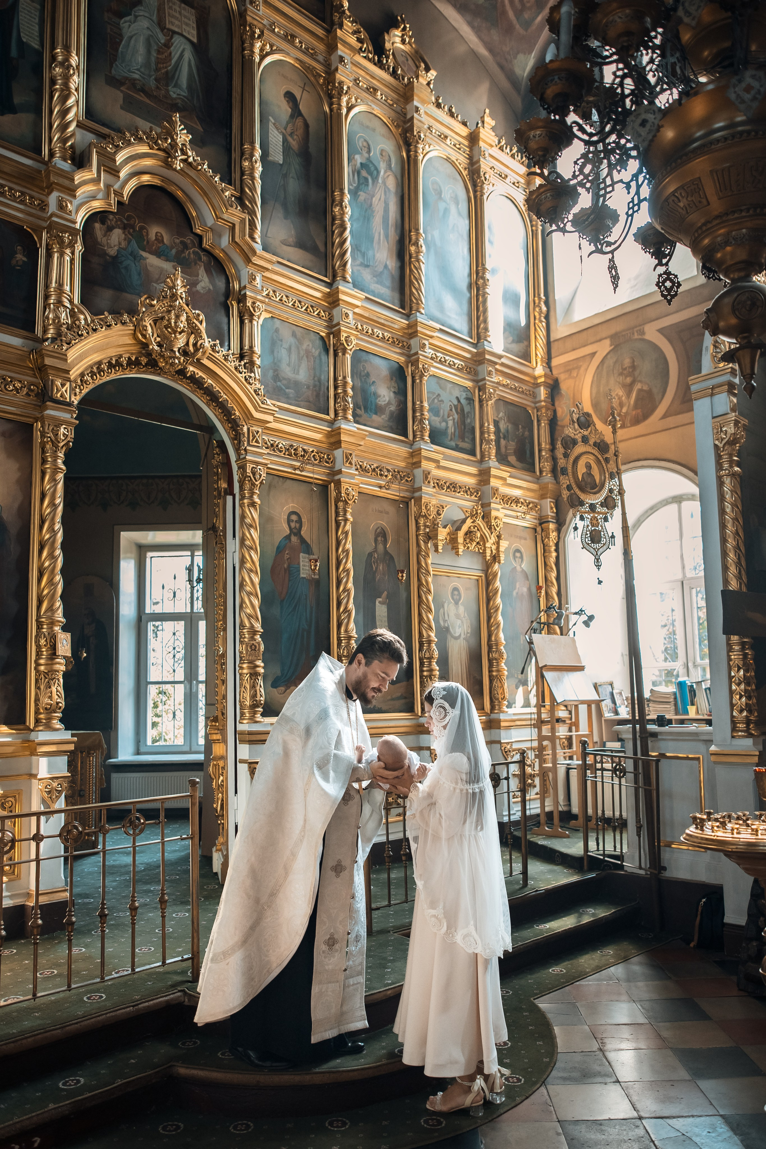 Фотограф на таинство крещения и венчание в храмах Москвы и MO. Moscow_CPC