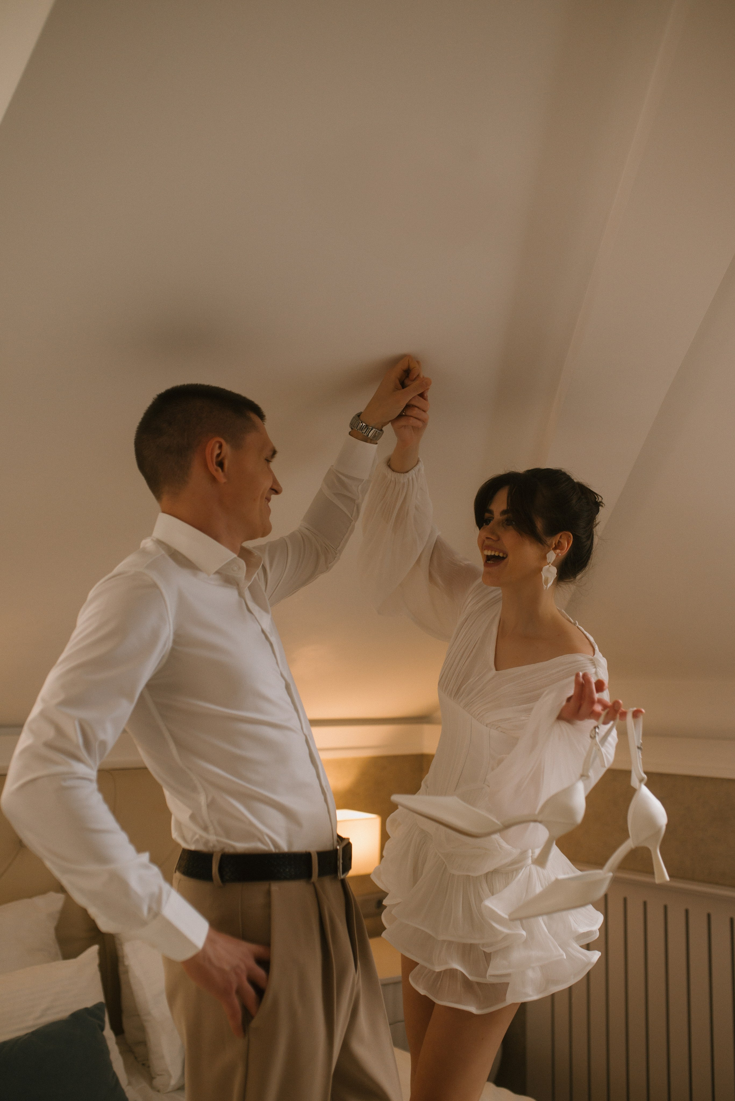 Евгений & Анастасия (отель/роспись). Свадебный, семейный, женский фотограф в Москве, Мытищах, Королёве Ксения Узилле