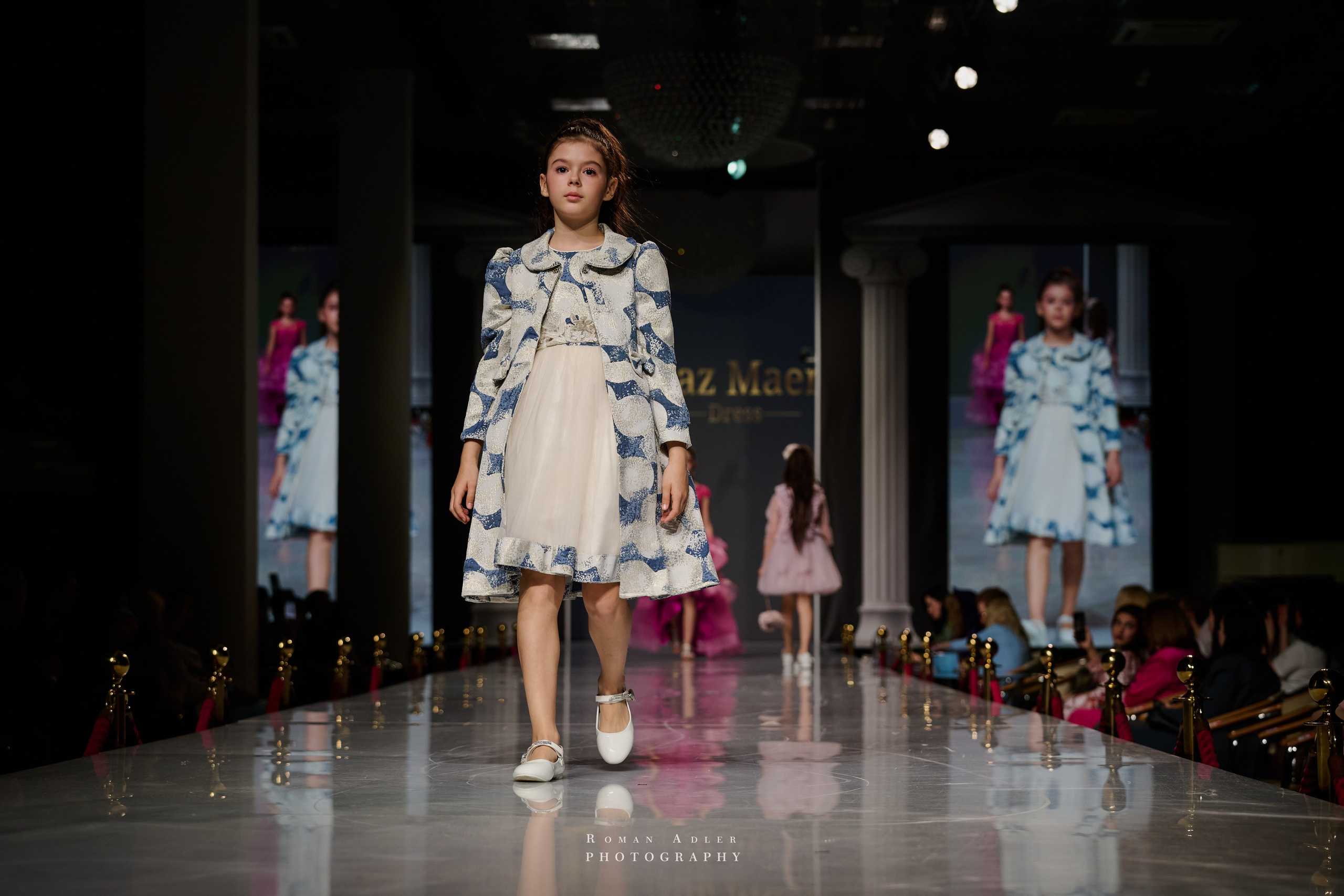 ESTET FASHION WEEK ВЕСНА — 2025. Фотограф Роман Адлер