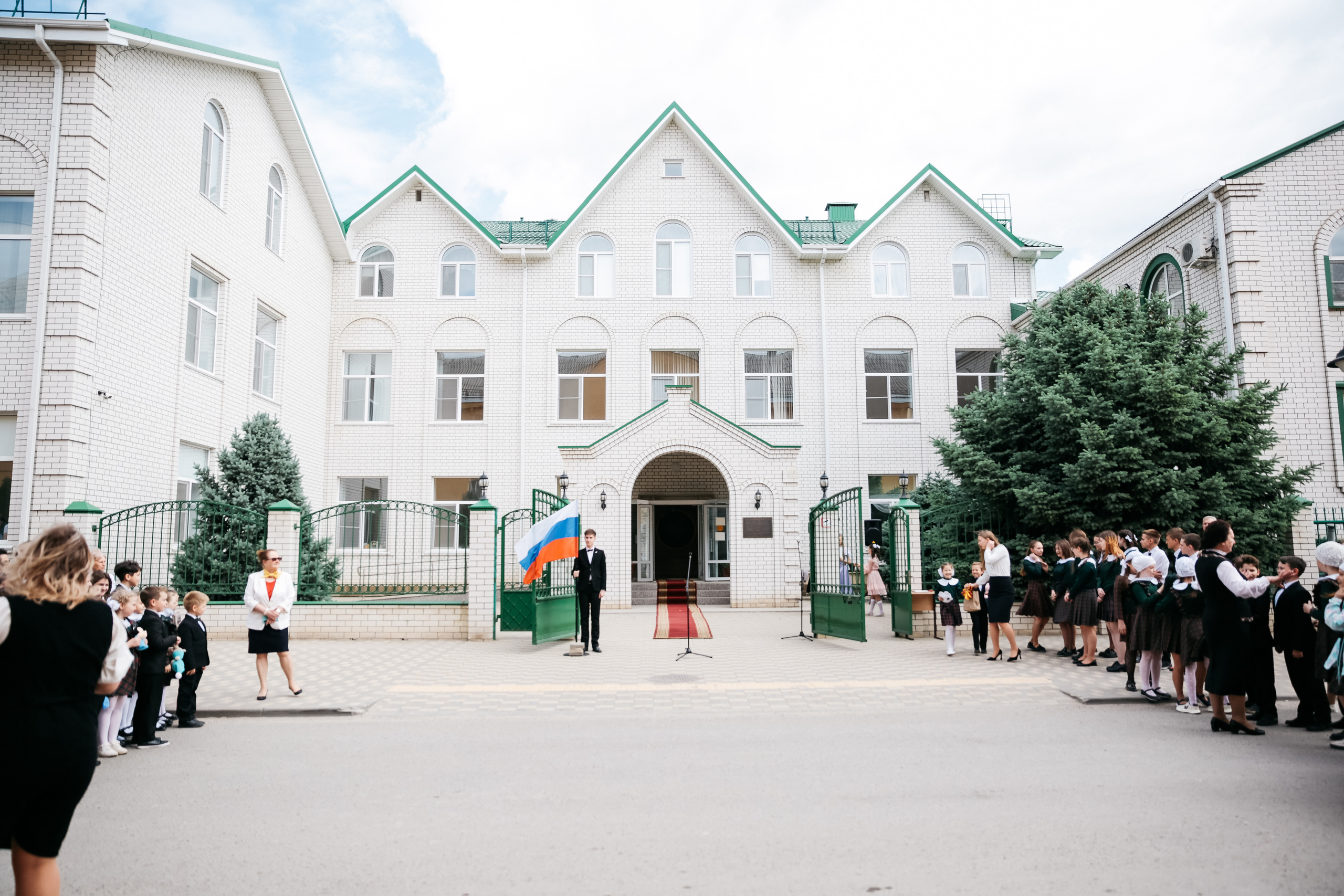 Последний звонок в Православной гимназии г. Фролово 2023. Катерина Макиева