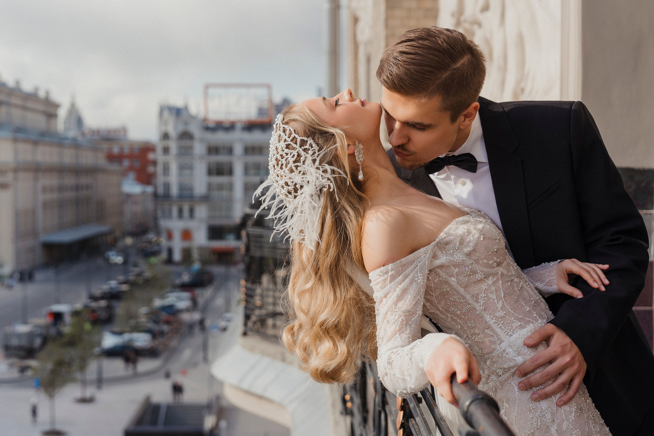 Свадебная фотосессия в отеле Метрополь. Свадебный фотограф в Москве Анна Полушина
