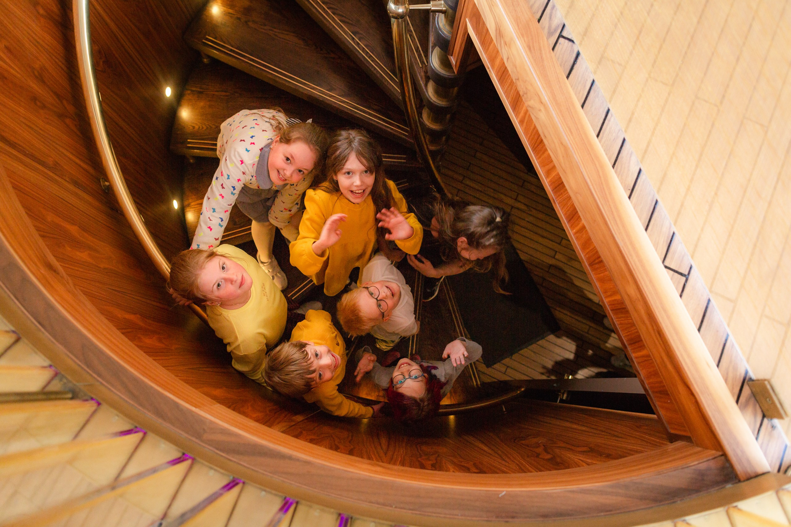 Выпускной на теплоходе. 4 класс