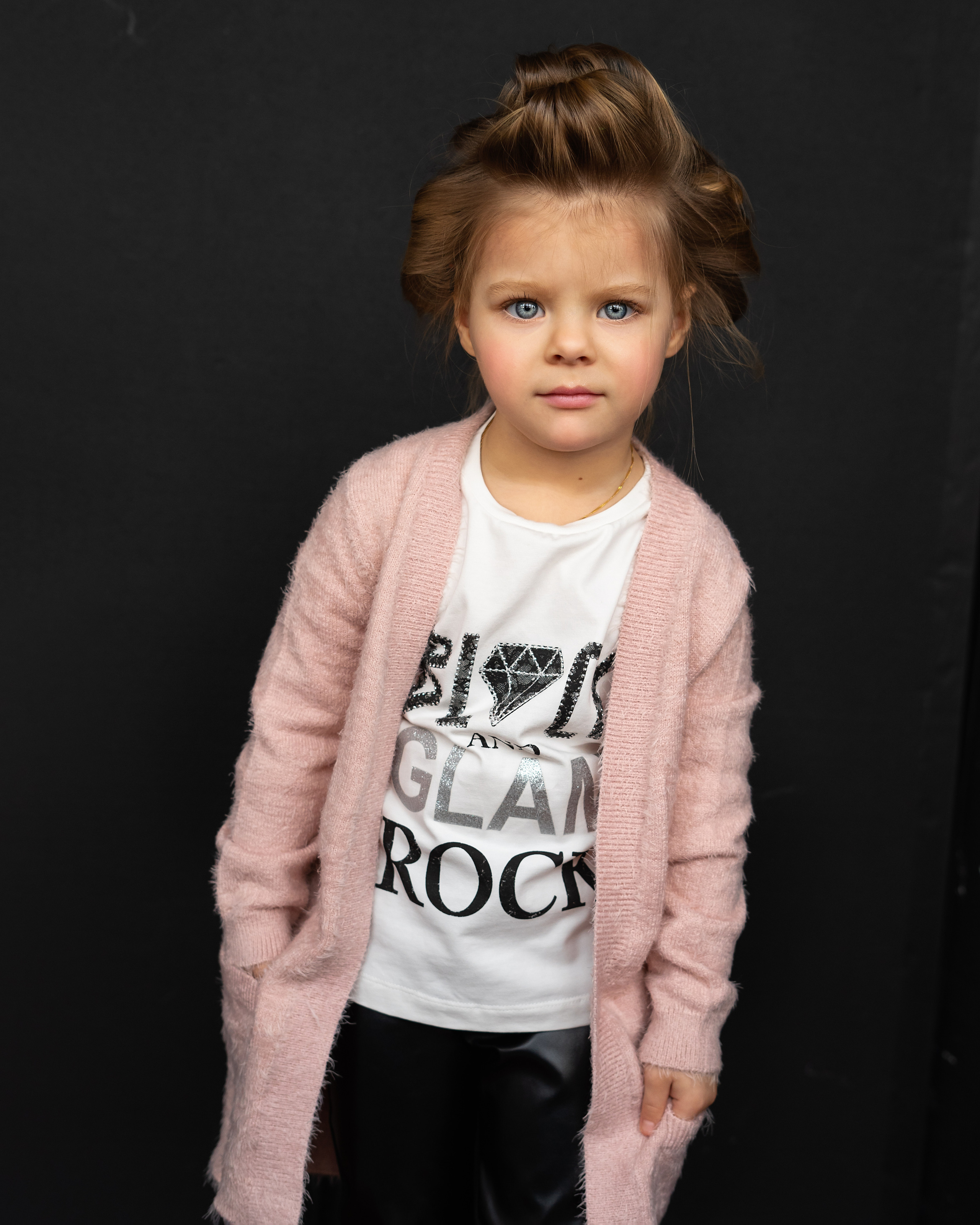 Девочки (модельное портфолио). Семейный и детский фотограф в Москве Лара Клунная