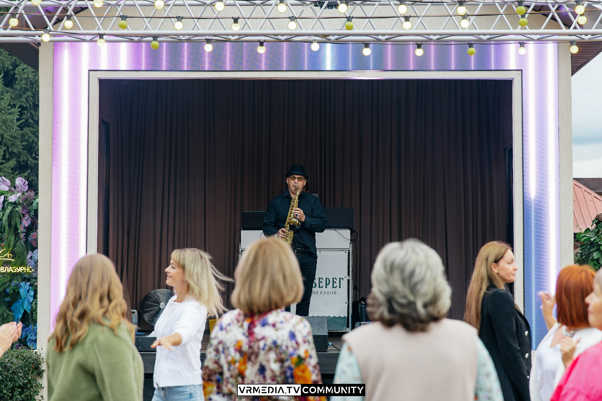 Ресторан «Лазурный Берег»: День строителя