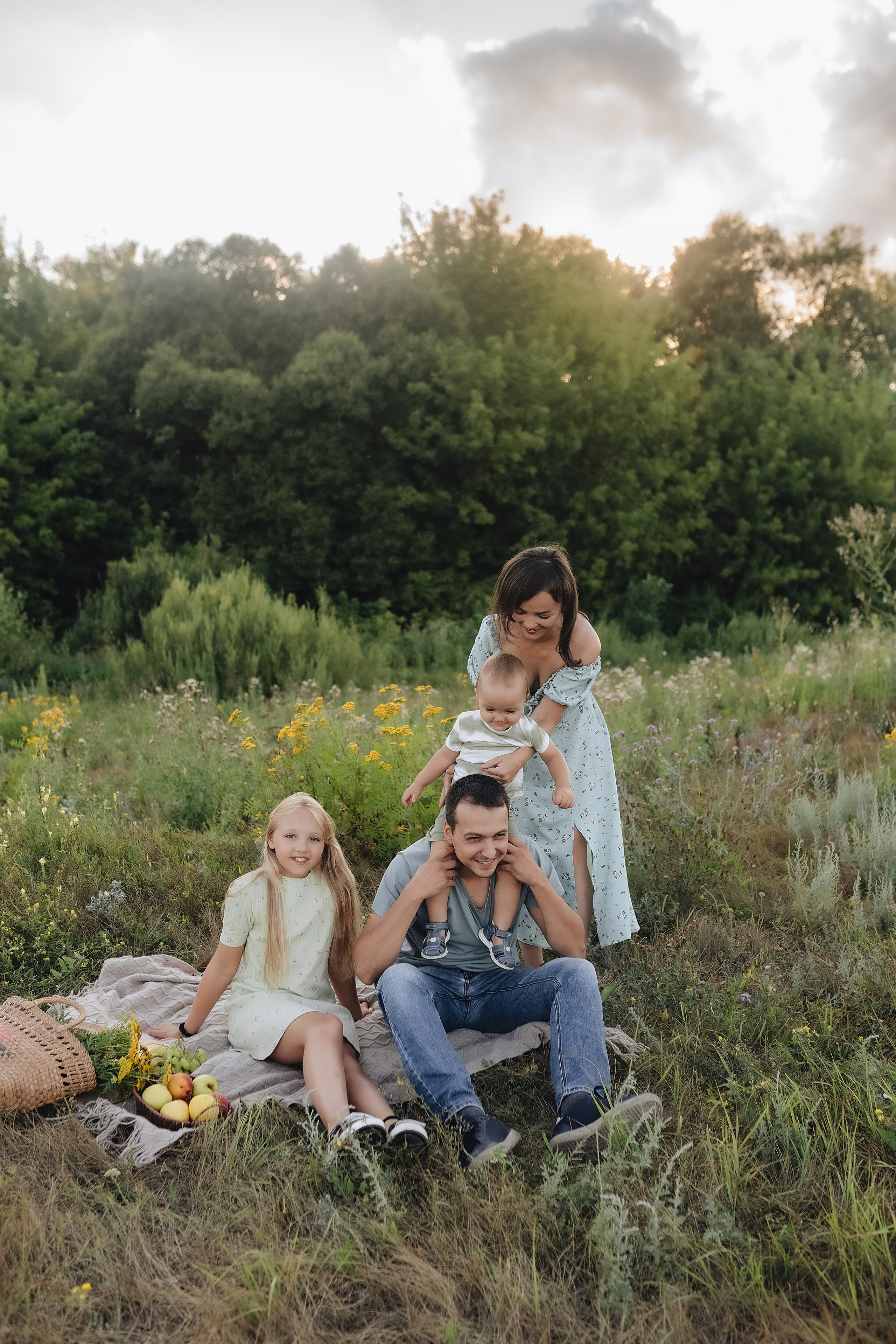 Семейная съемка на закате. Фотограф Карина Шмулёва. Воронеж и область