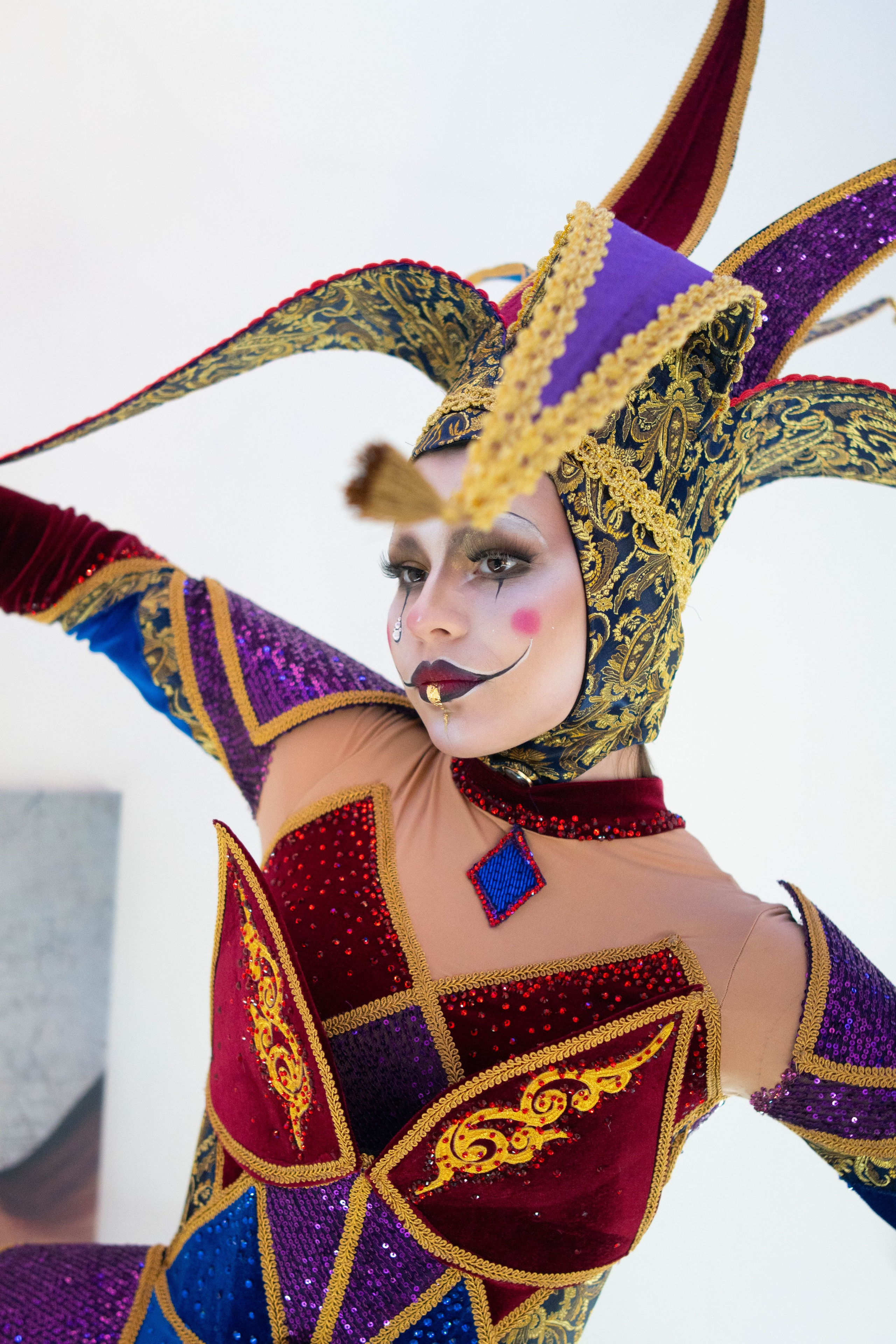 Арлекины Circus Zone. Фотограф / видеограф в Москве и Сочи Sofia Riversong