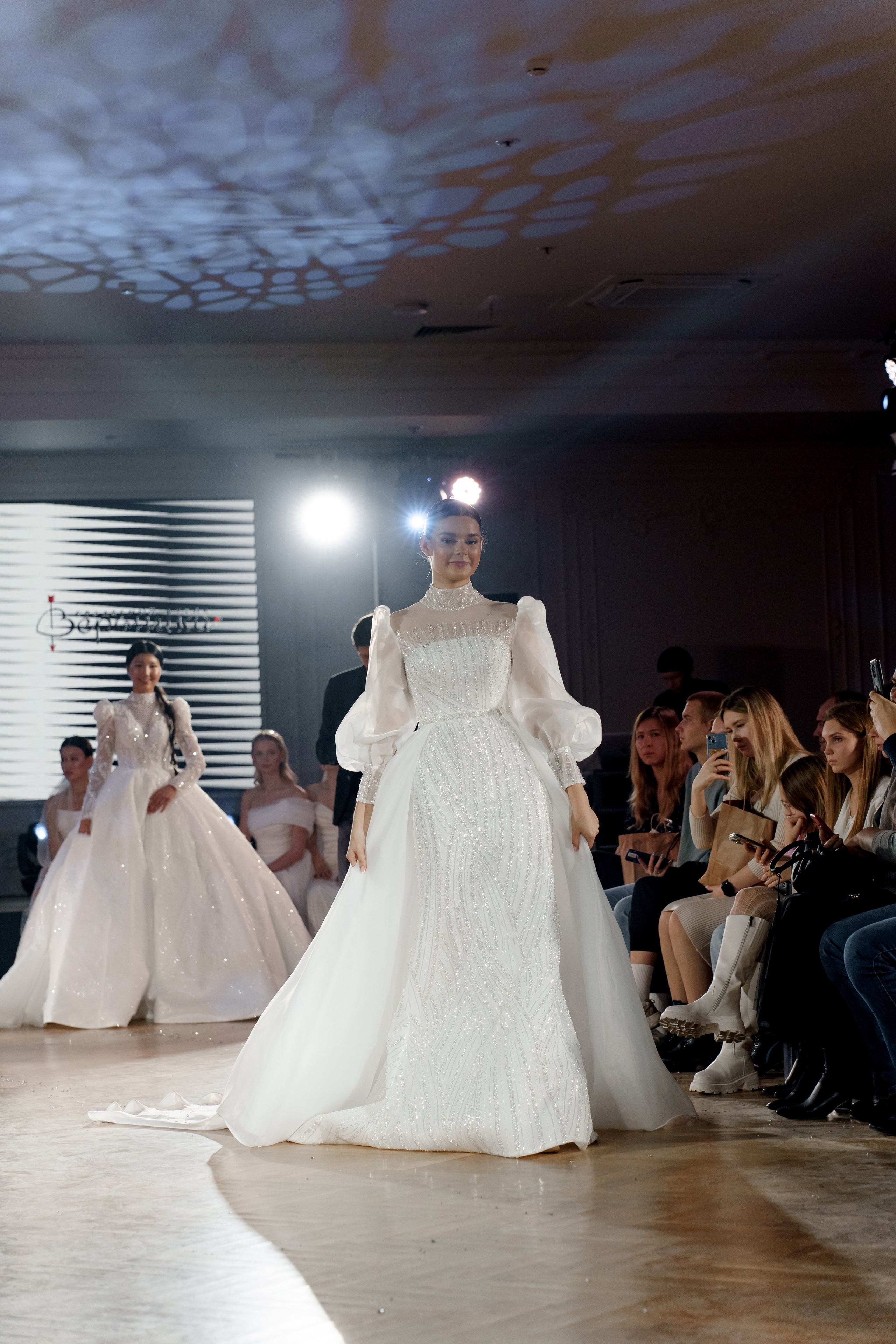 Выставка свадебных специалистов «Свадьба на 1000%». Свадебный фотограф в Санкт-Петербурге