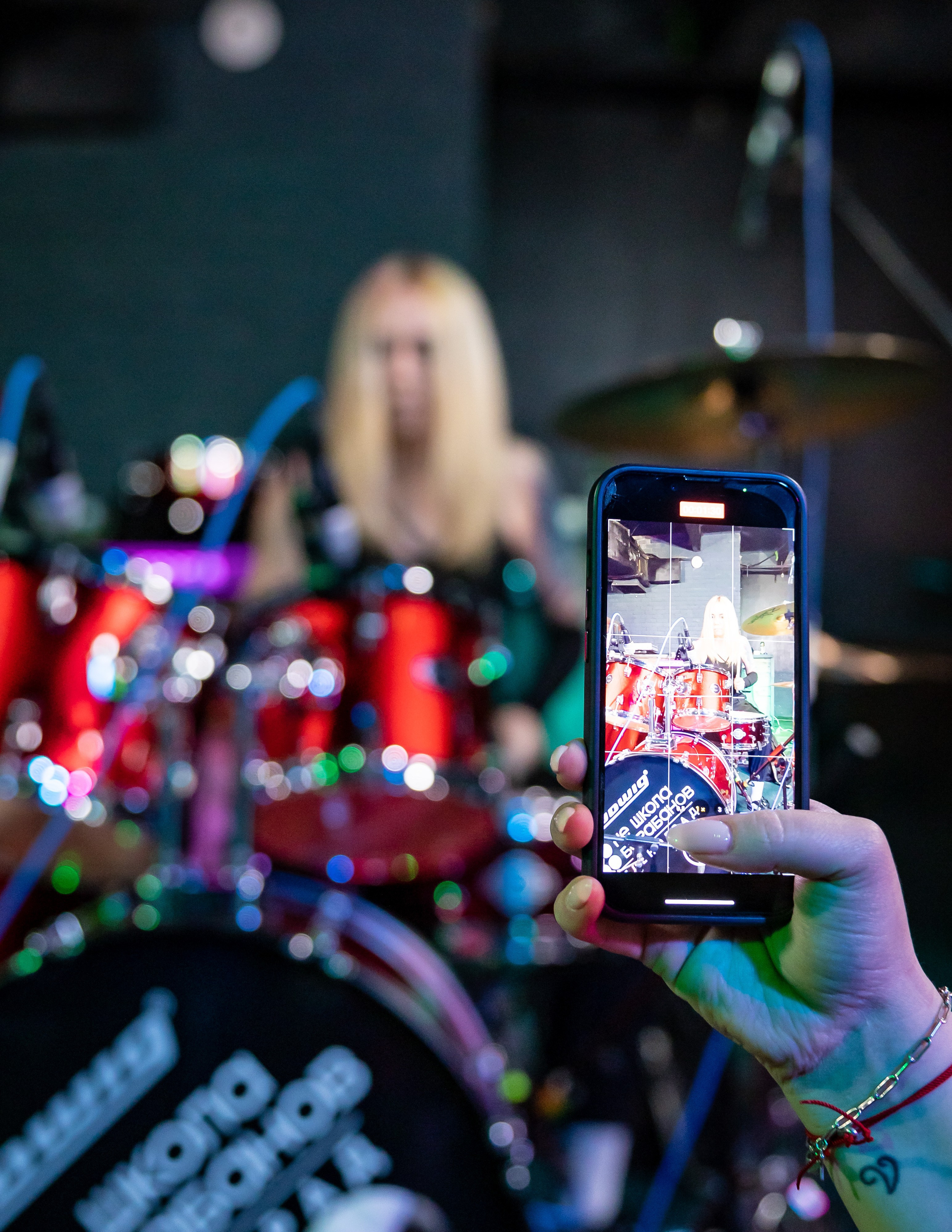 Концерт «Не Школа Барабанов» в Клубе «SOVA». Фотограф Владимир Охрименко