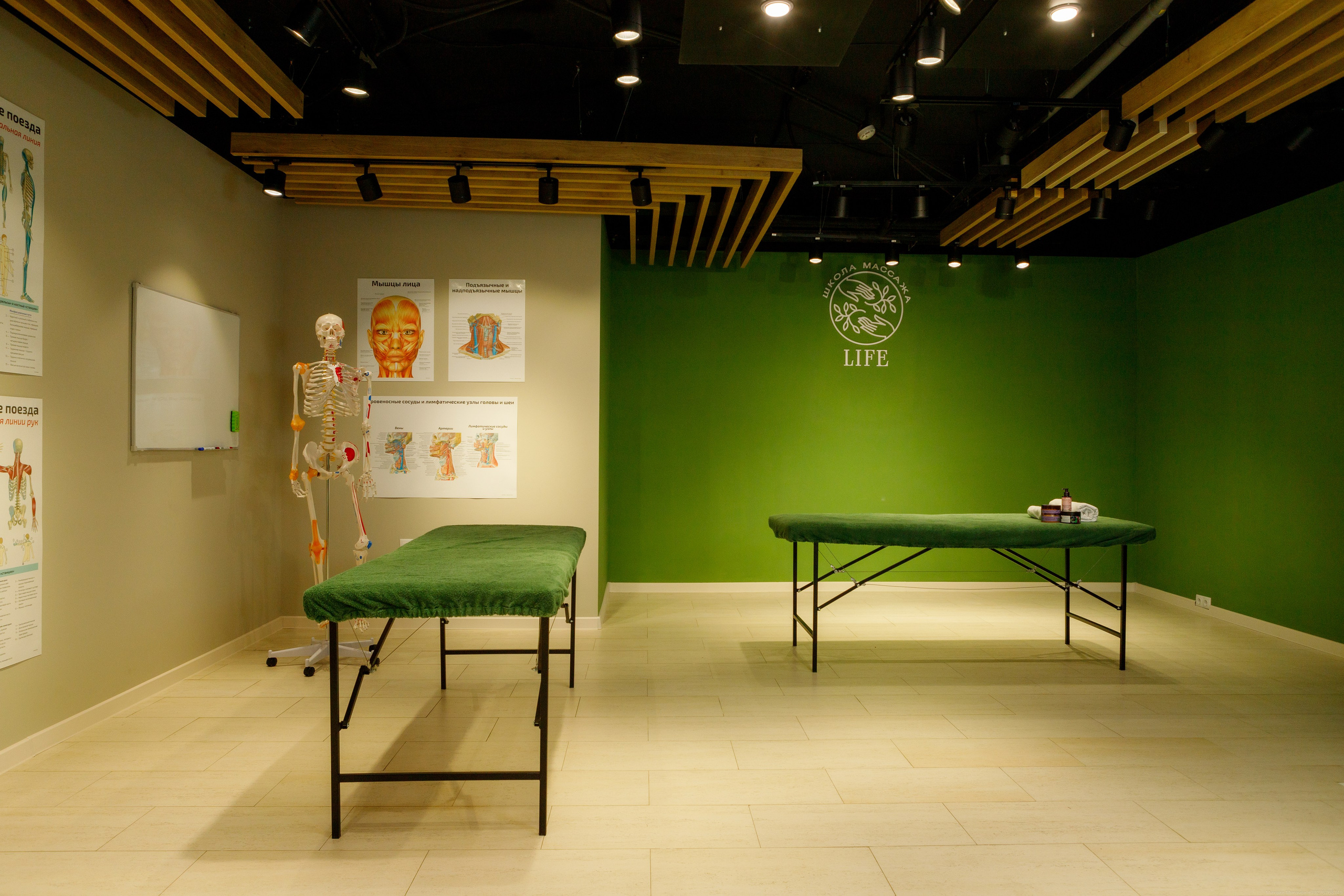 Интерьерная съемка для Massage Life 2024. Выпускные альбомы Казань. Семейный и детский фотограф Михаил Мигачев