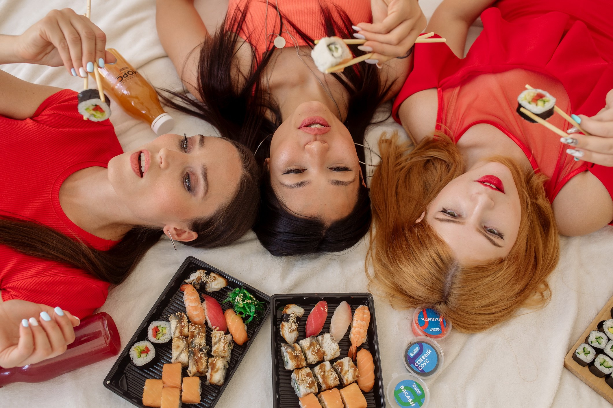 Контент доставка роллов. Фотограф Мария Стрелкова