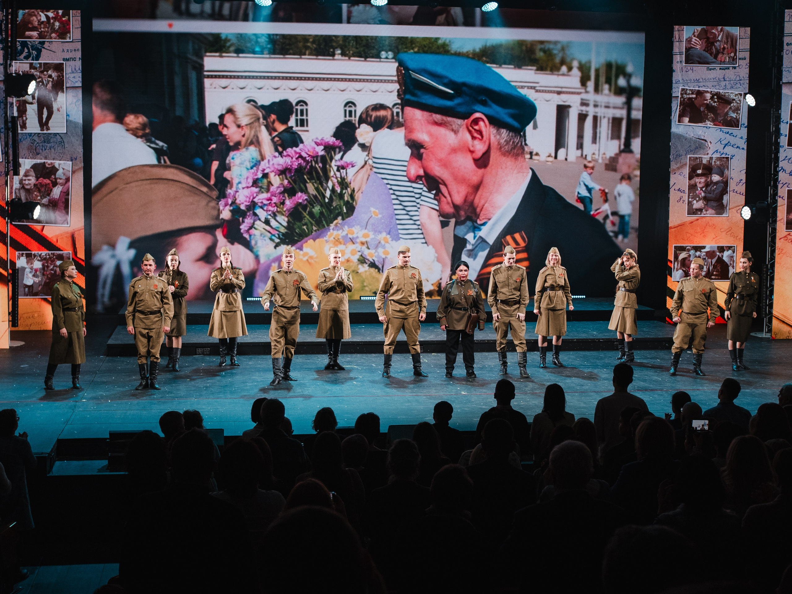 Василий Теркин, театр «Русская песня». Фотограф Ольга Махалова — Санкт-Петербург, Москва, Нижний Новгород