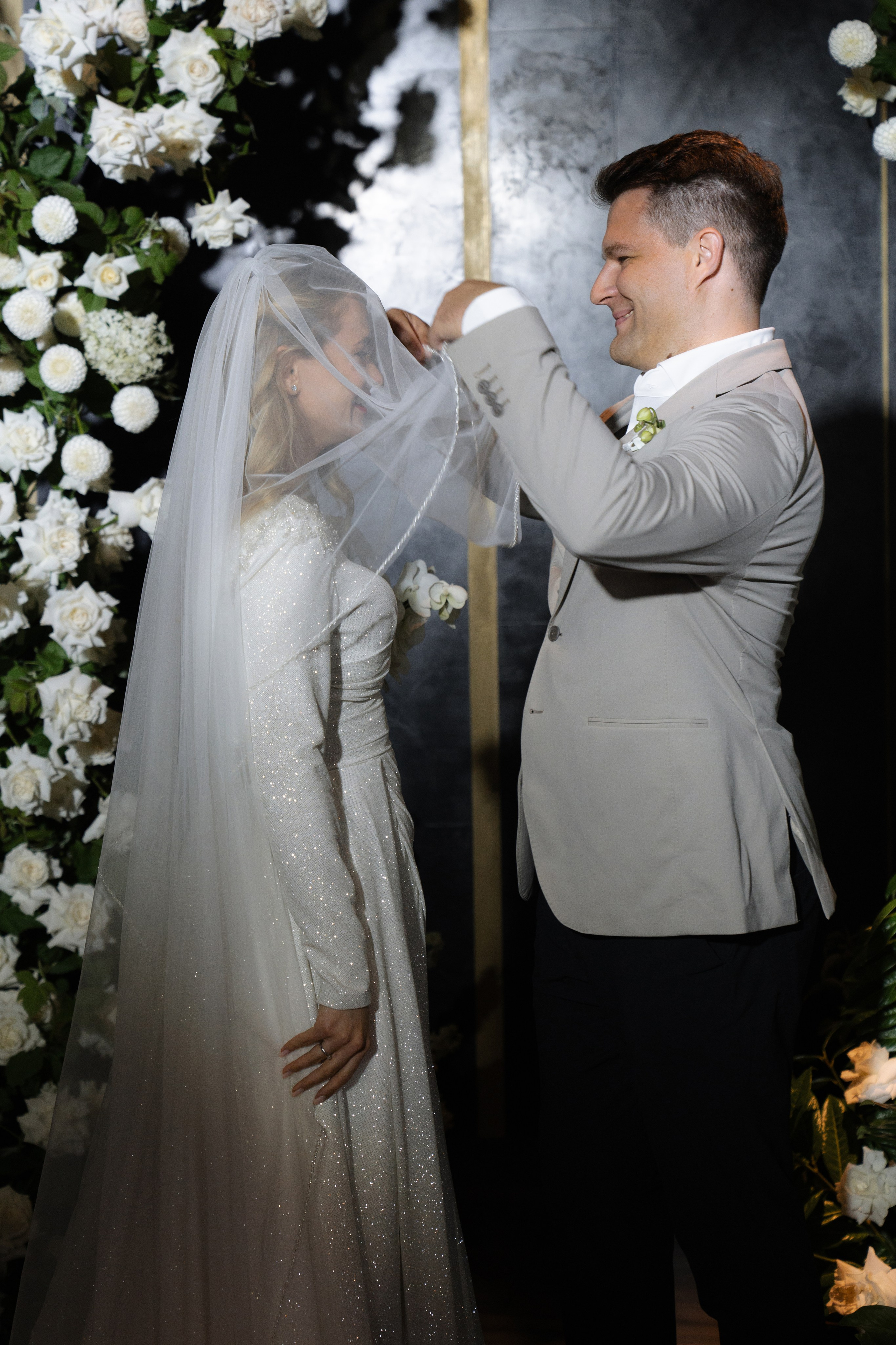 Прикосновение твоих рук. VENSKAYA WEDDING & EVENT PLANNER