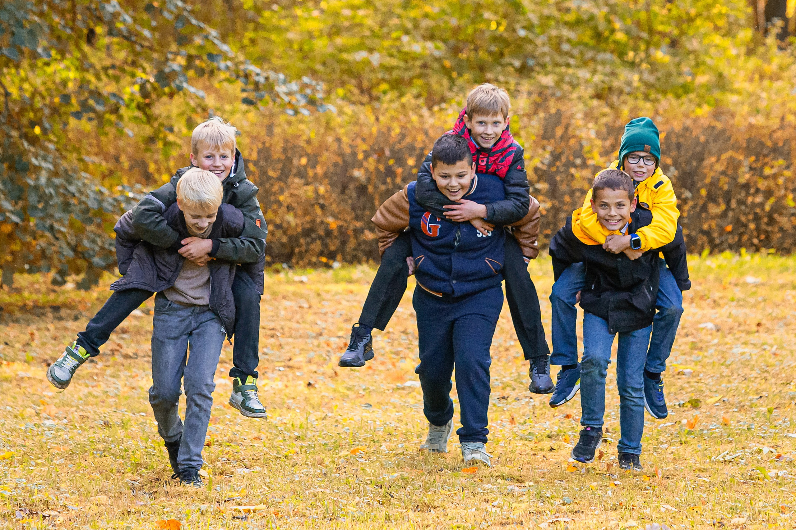 Осень. Начальная школа. Свадебный, семейный, детский фотограф в Санкт-Петербурге