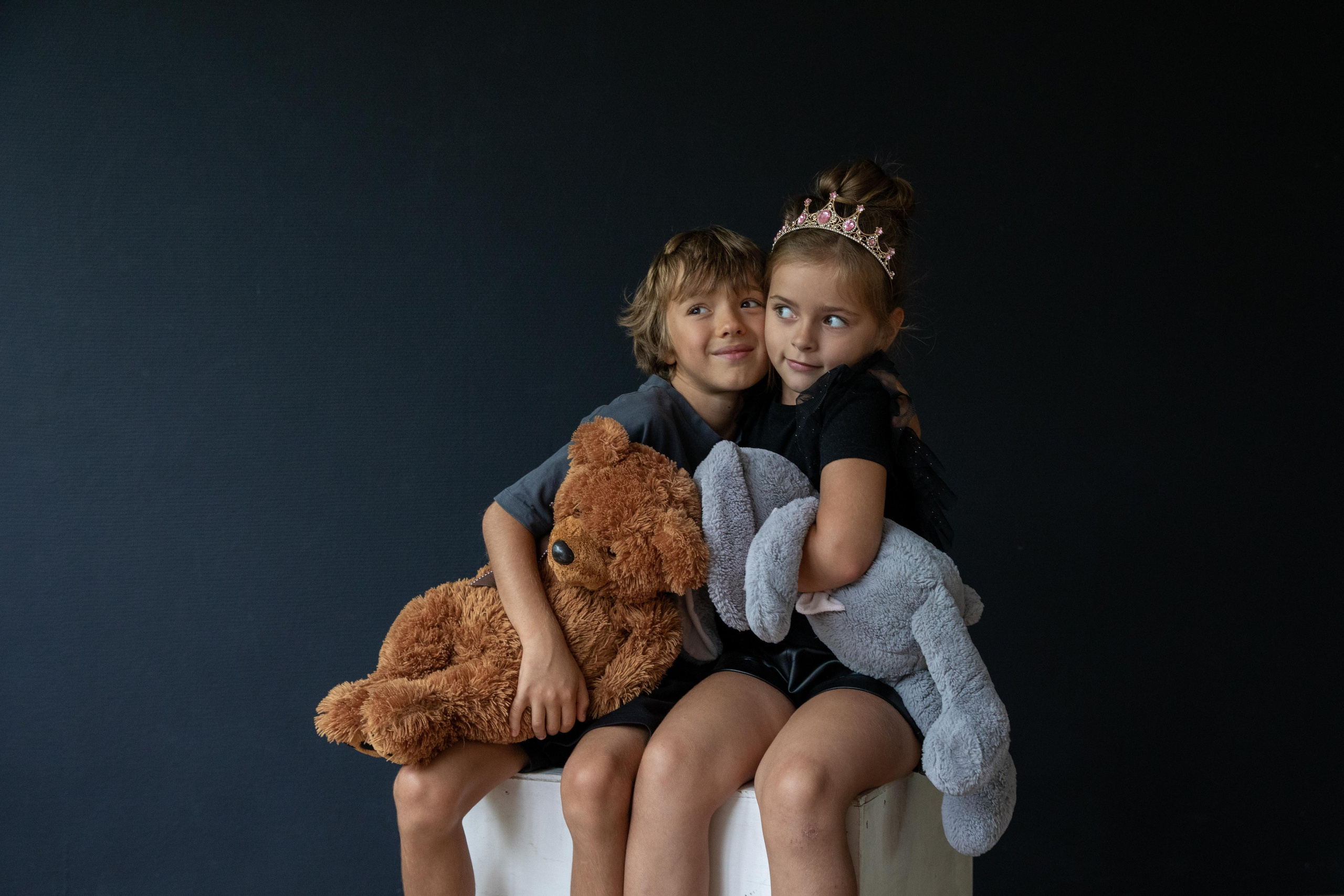 Easter children’s photo session. Professional Photographer in Portugal. Oksana Lomnova