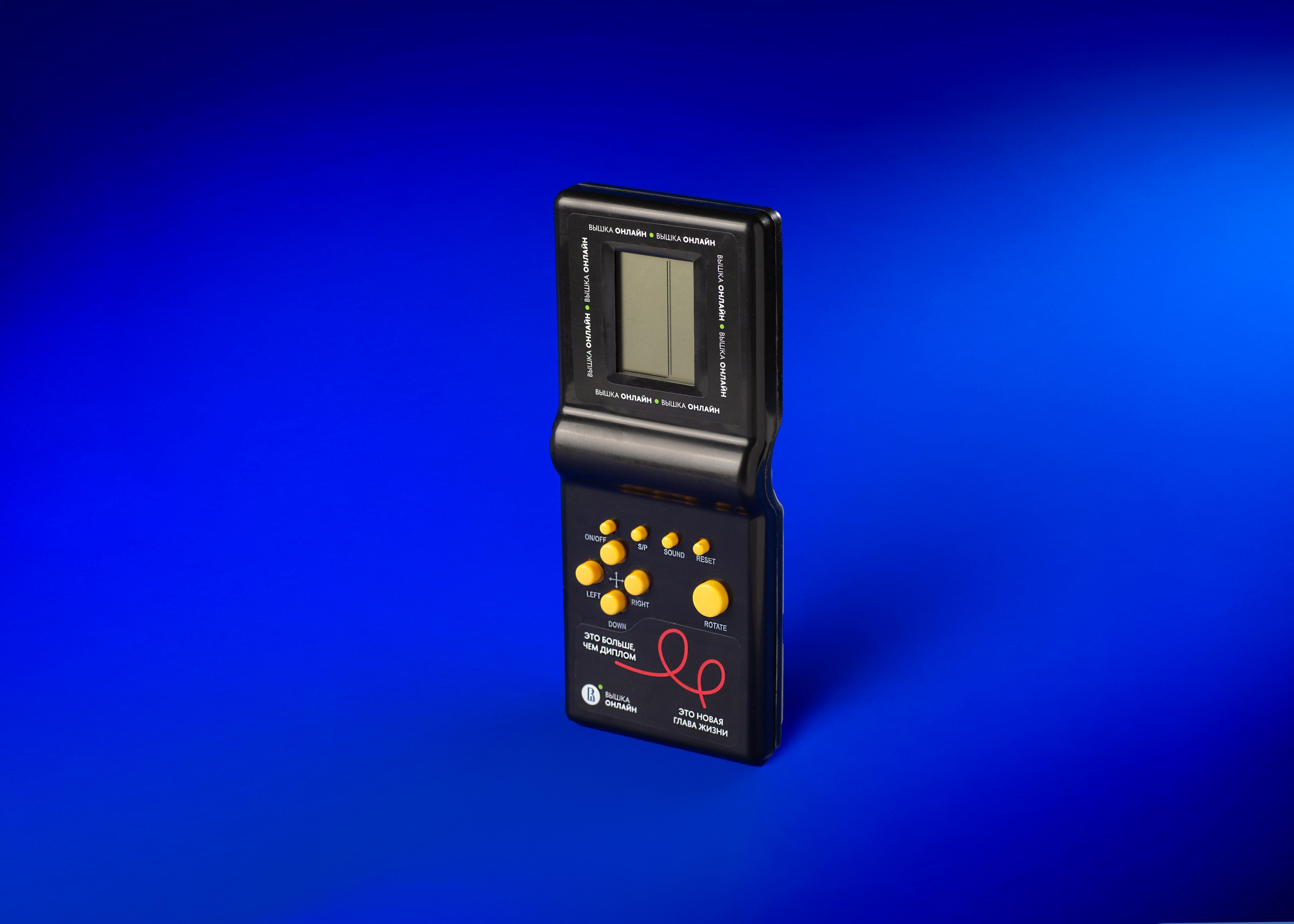 МЕРЧ. Предметный фотограф в Санкт-Петербурге Иван Сапрыкин