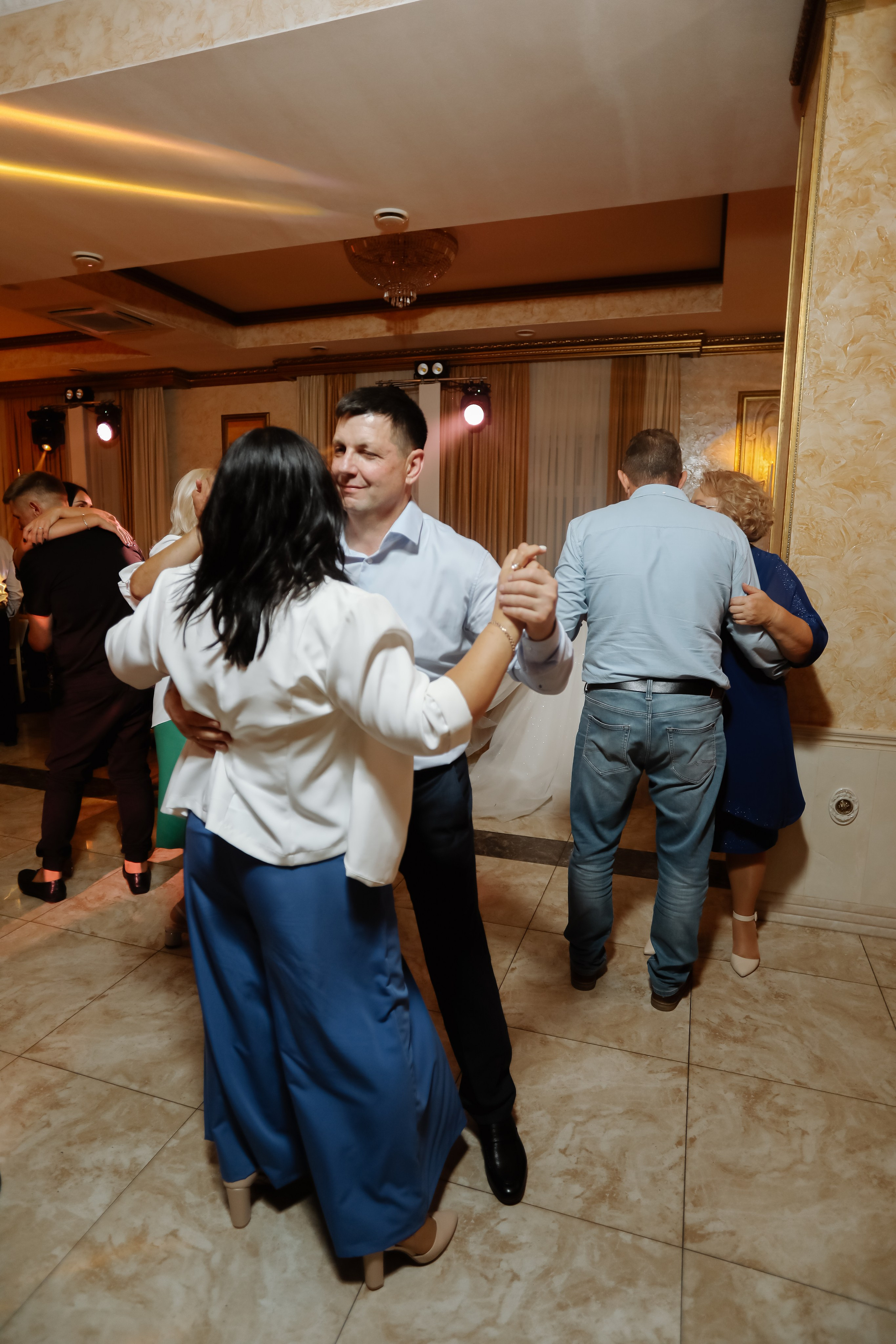 Полина и Артем.Славянск-на-кубани. Фотограф Славянск на кубани Краснодар