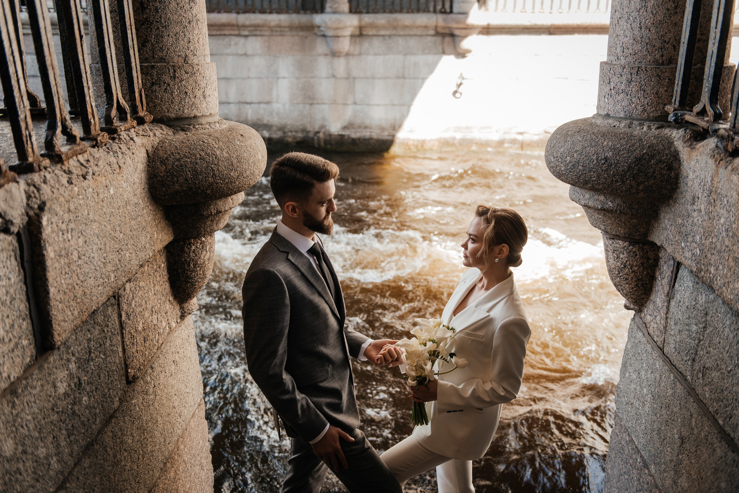 свадебная фотосессия у Зимней канавки