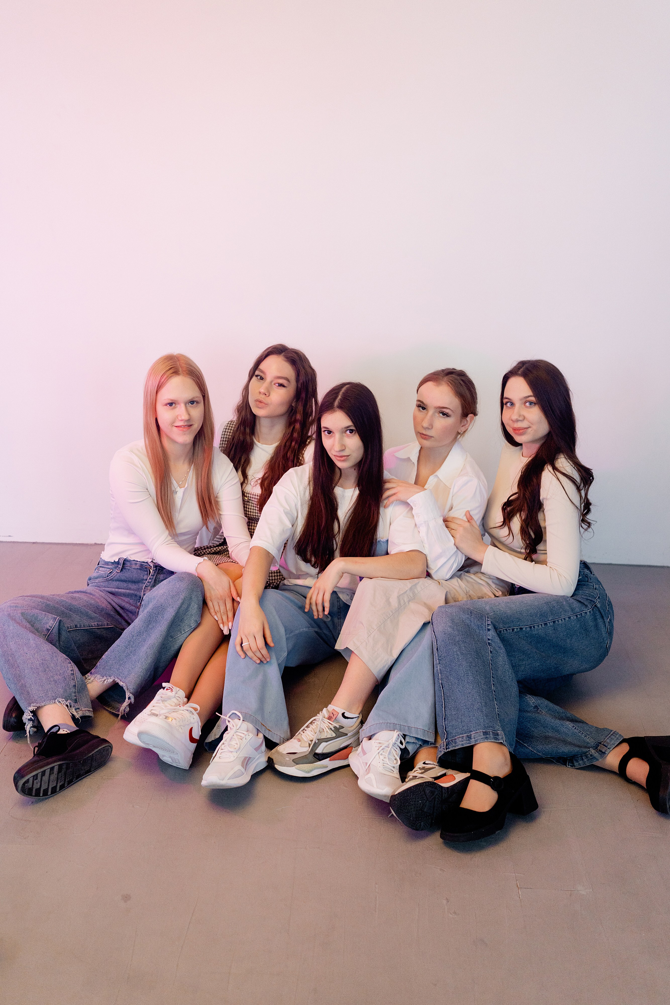 11 класс Студия. Фотограф Софья Володкина