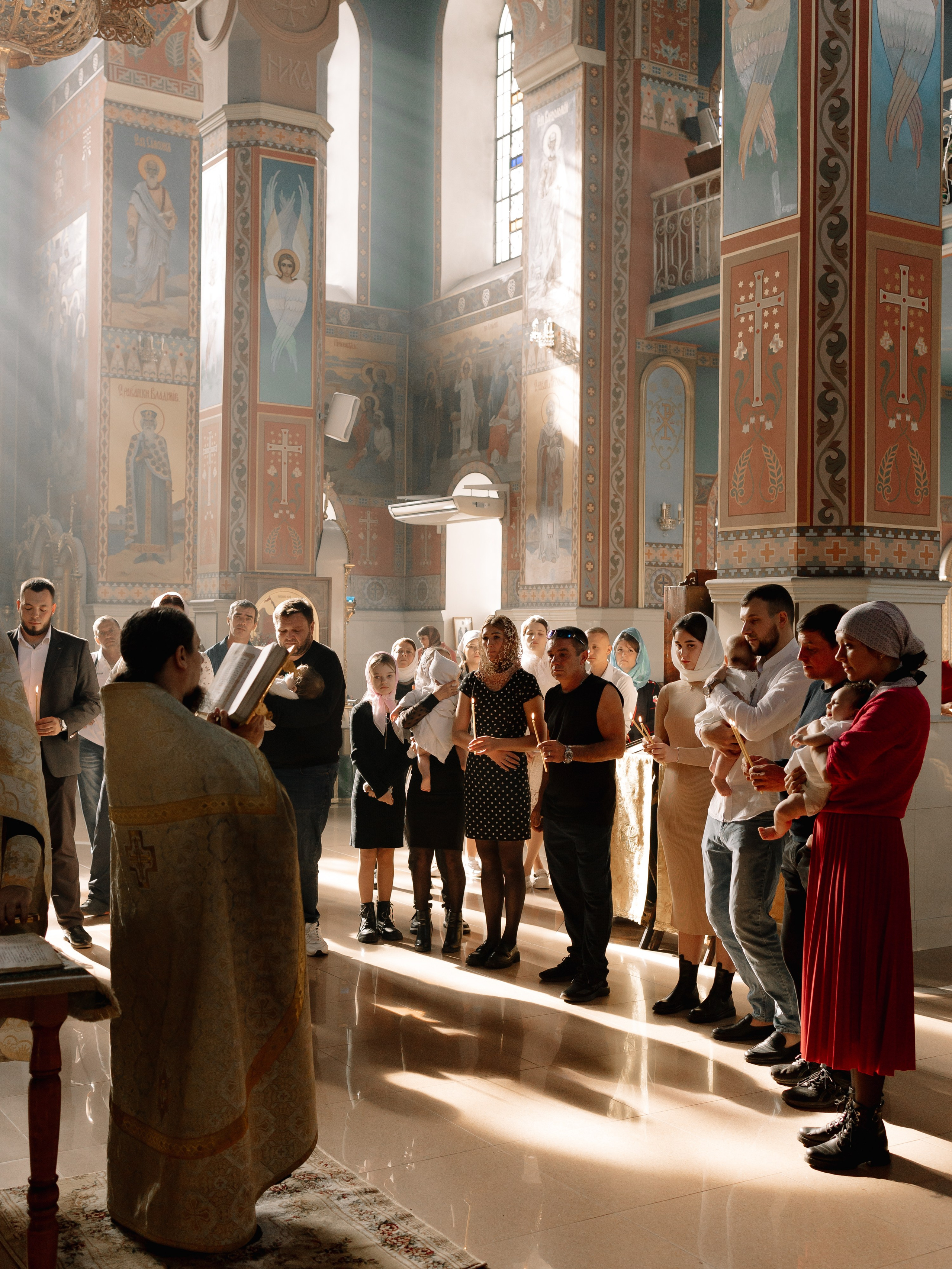 Таинство крещения Миланы. Семейный фотограф в Краснодаре Храмова Анна