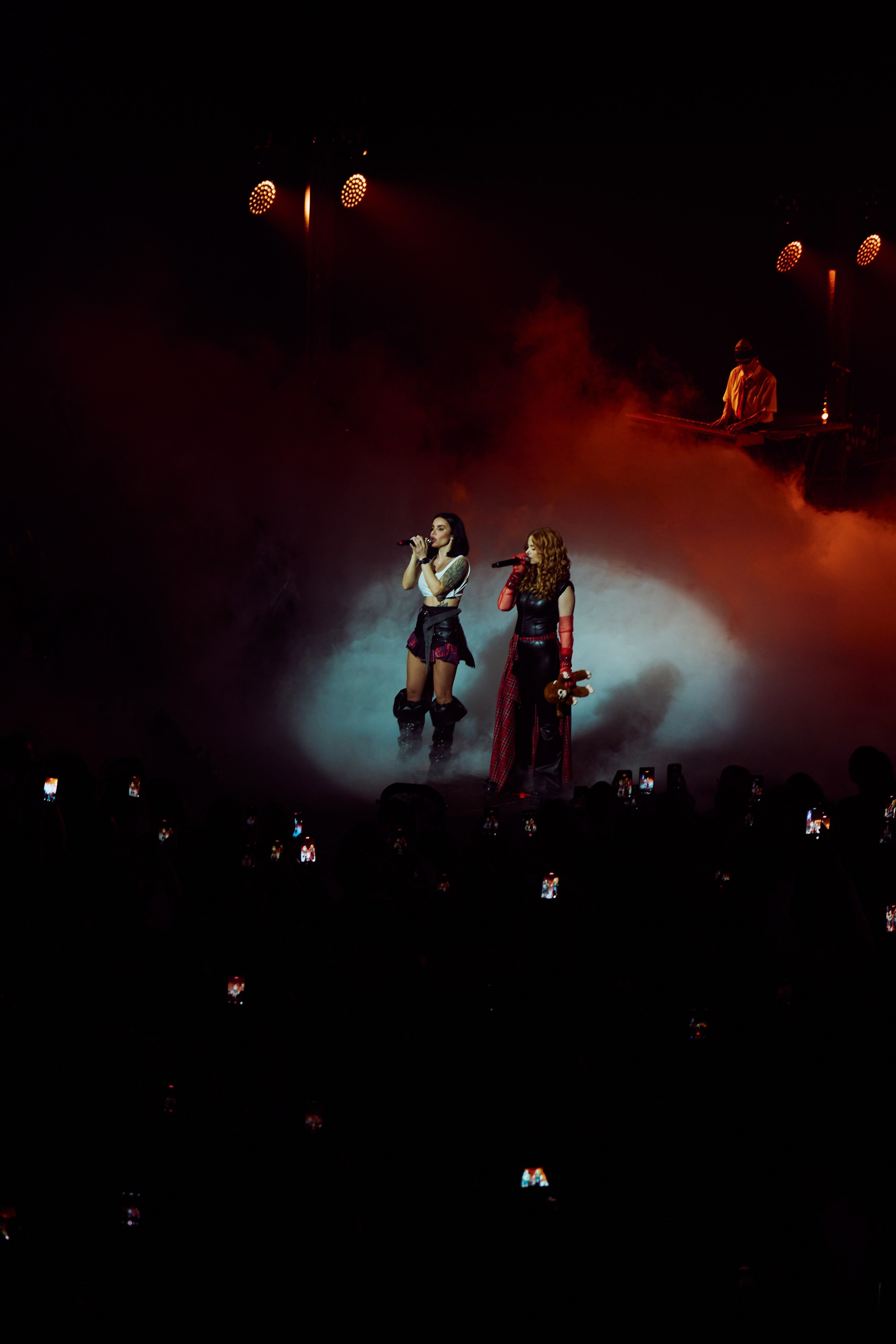 T.a.t.u. Репортажный фотограф мероприятий и концертов в Екатеринбурге