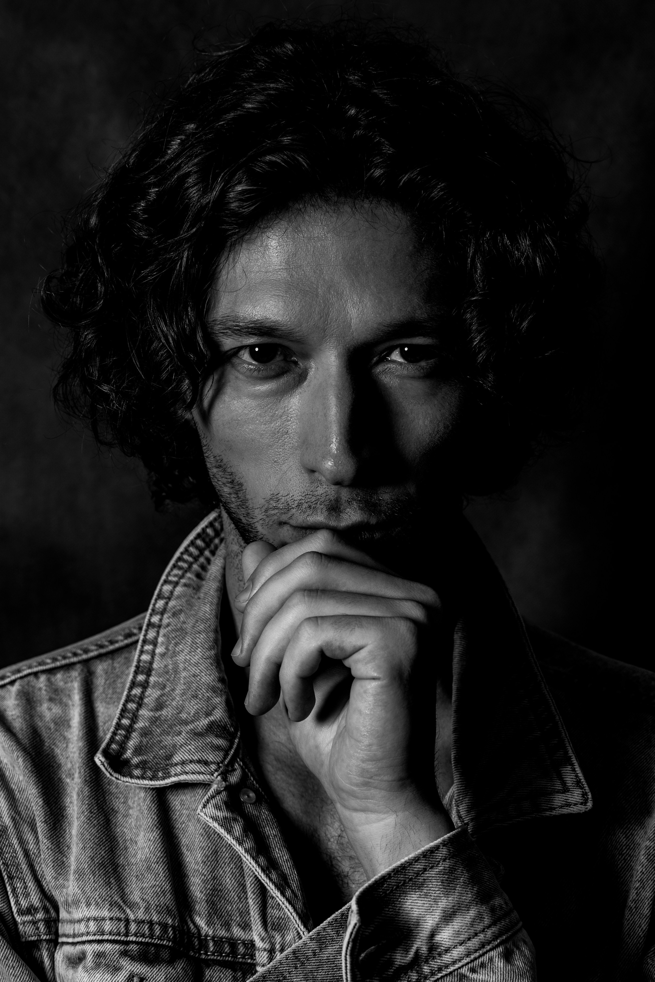 В студии. Photomantis