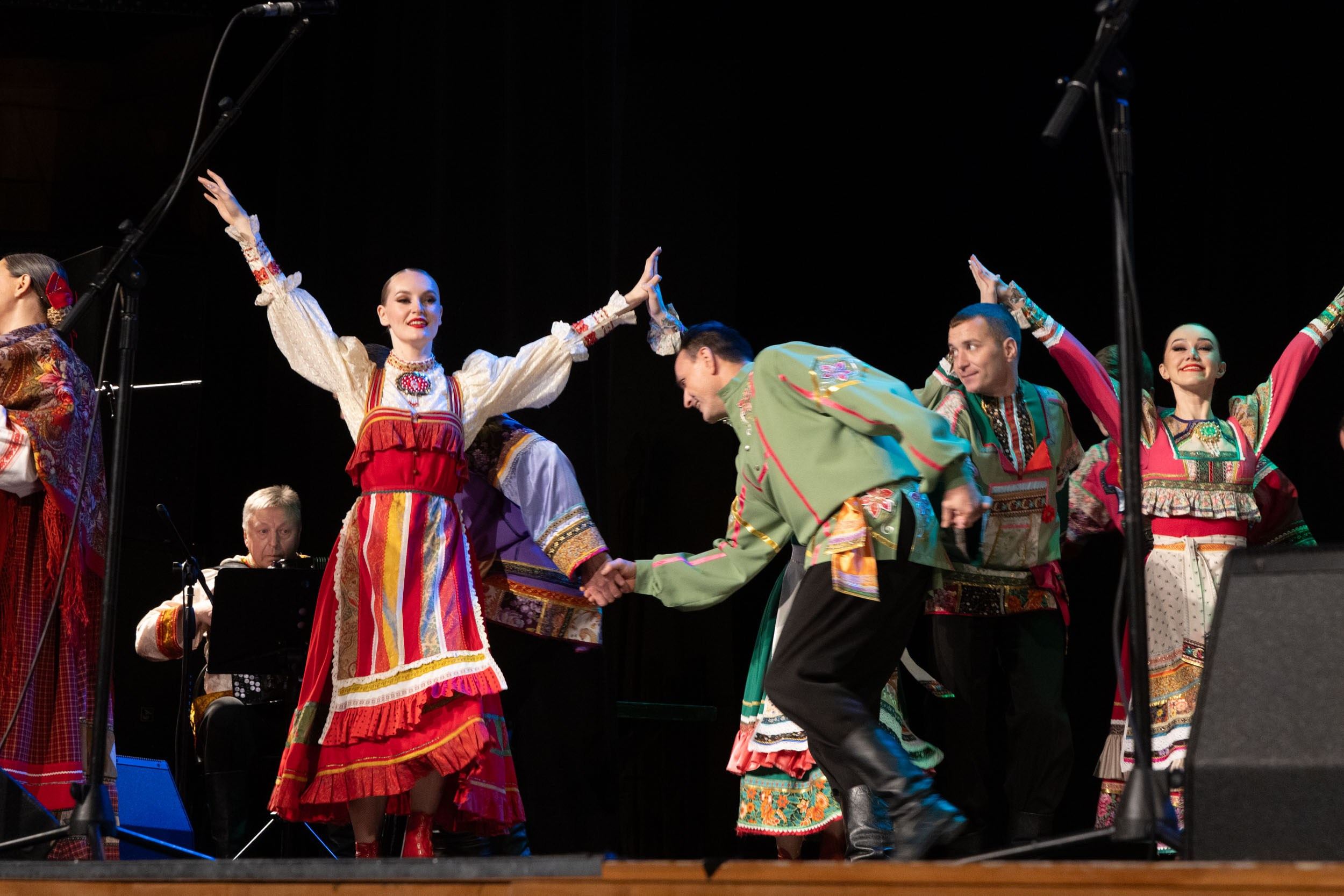 X Гаврилинский фестиваль: ансамбль песни и танца «Русский Север»