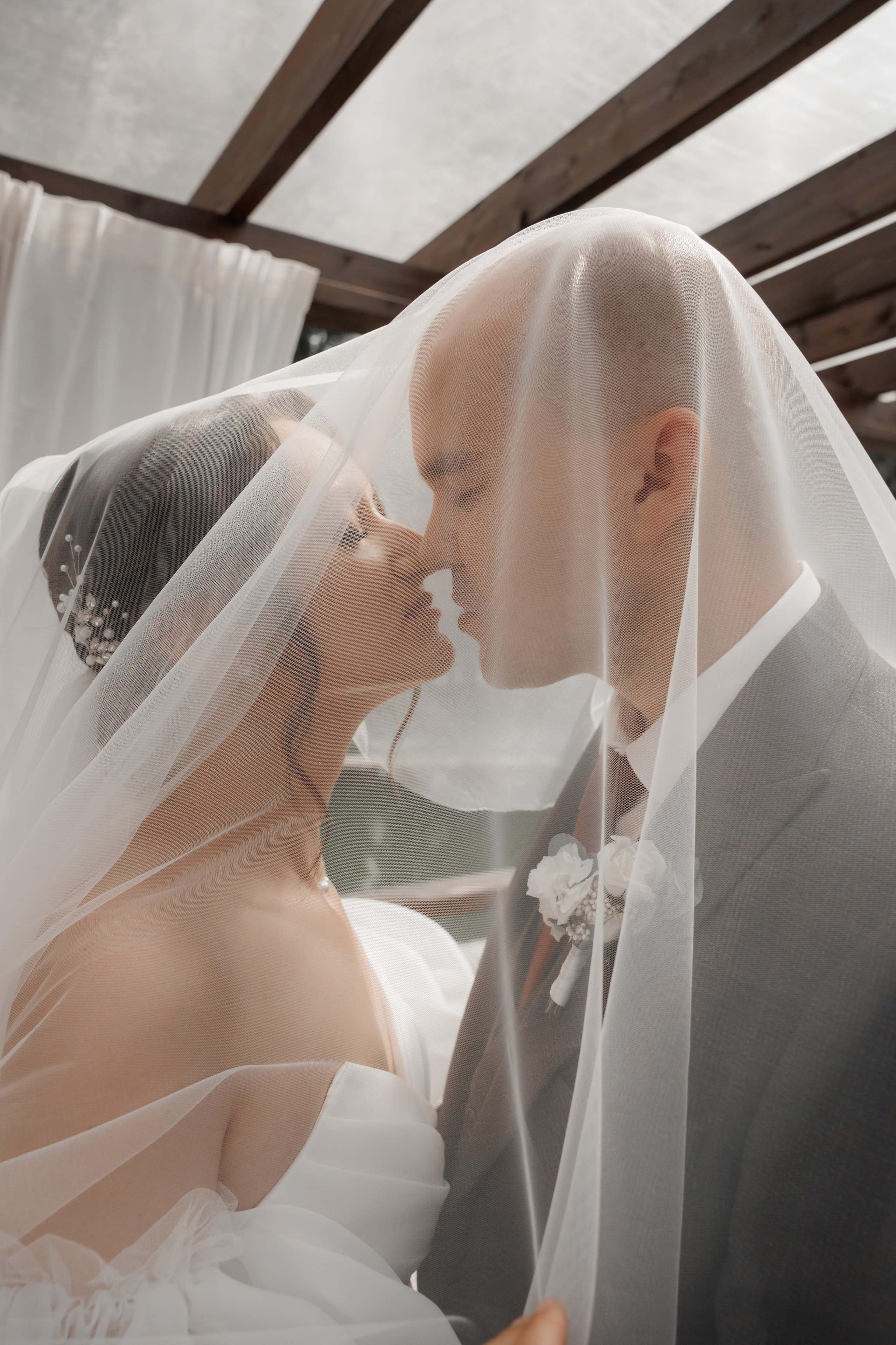 Полина и Дмитрий, загородный клуб «Барин», ЗАГС в г. Пушкино. Свадебный и репортажный фотограф (Москва, Королев и другие)