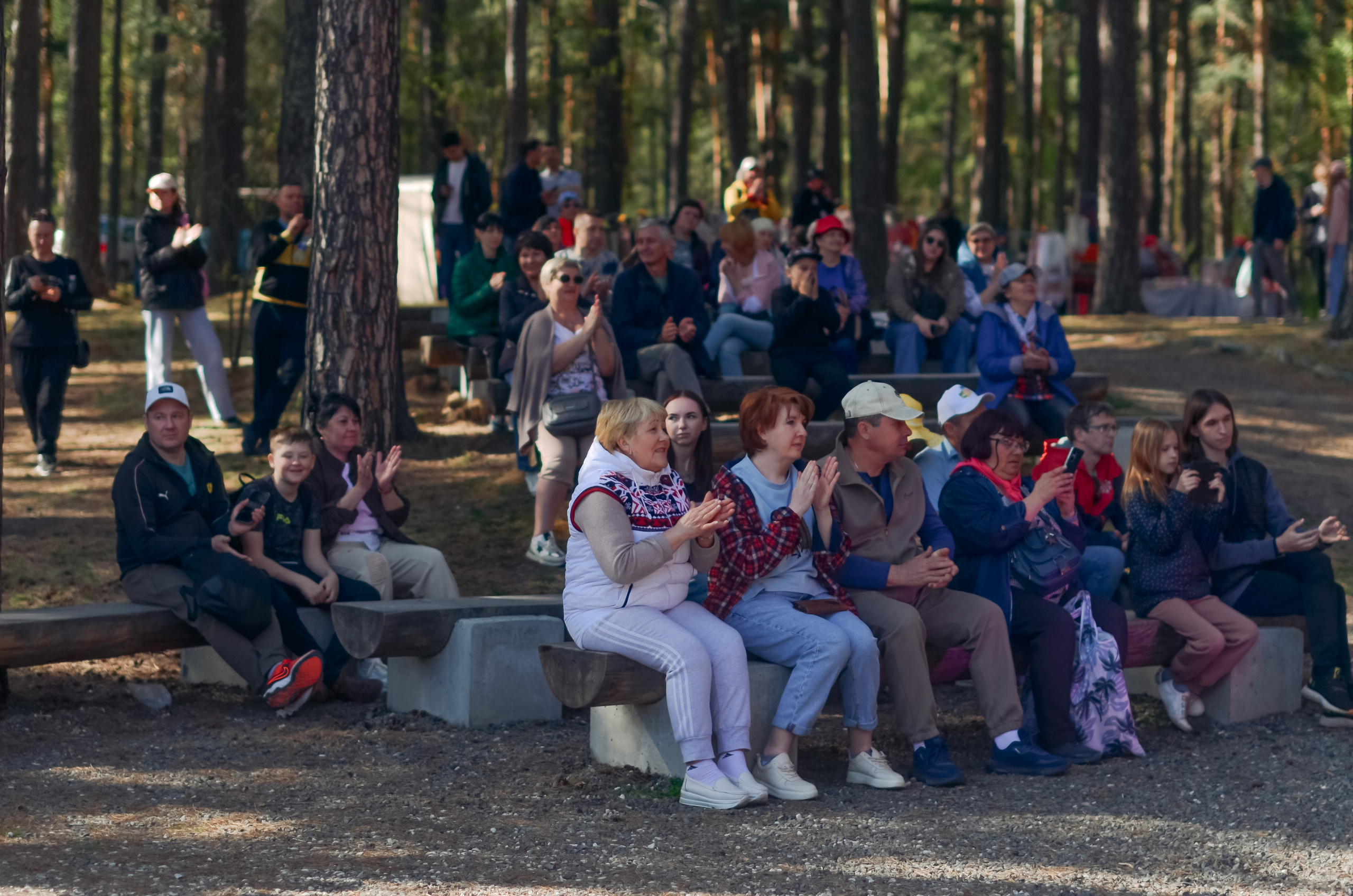 Фестиваль «Цветение Маральника на Алтае 2025». Фоторепортаж. Денисова Аля — фотограф для парных съемок и индивидуальных историй в Барнауле