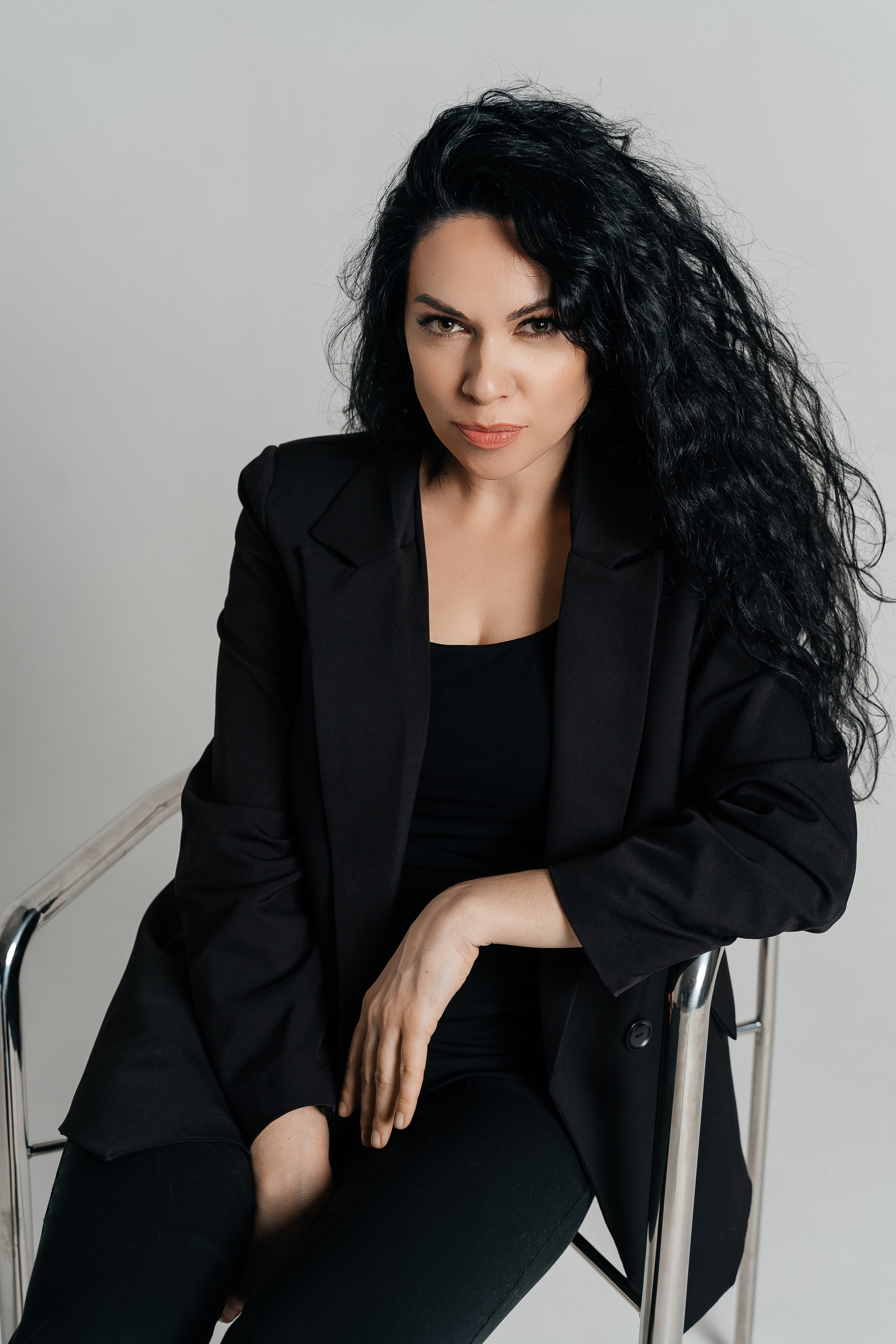 Съемки в интерьере студий. Виктория Алпеева — фотограф по любви