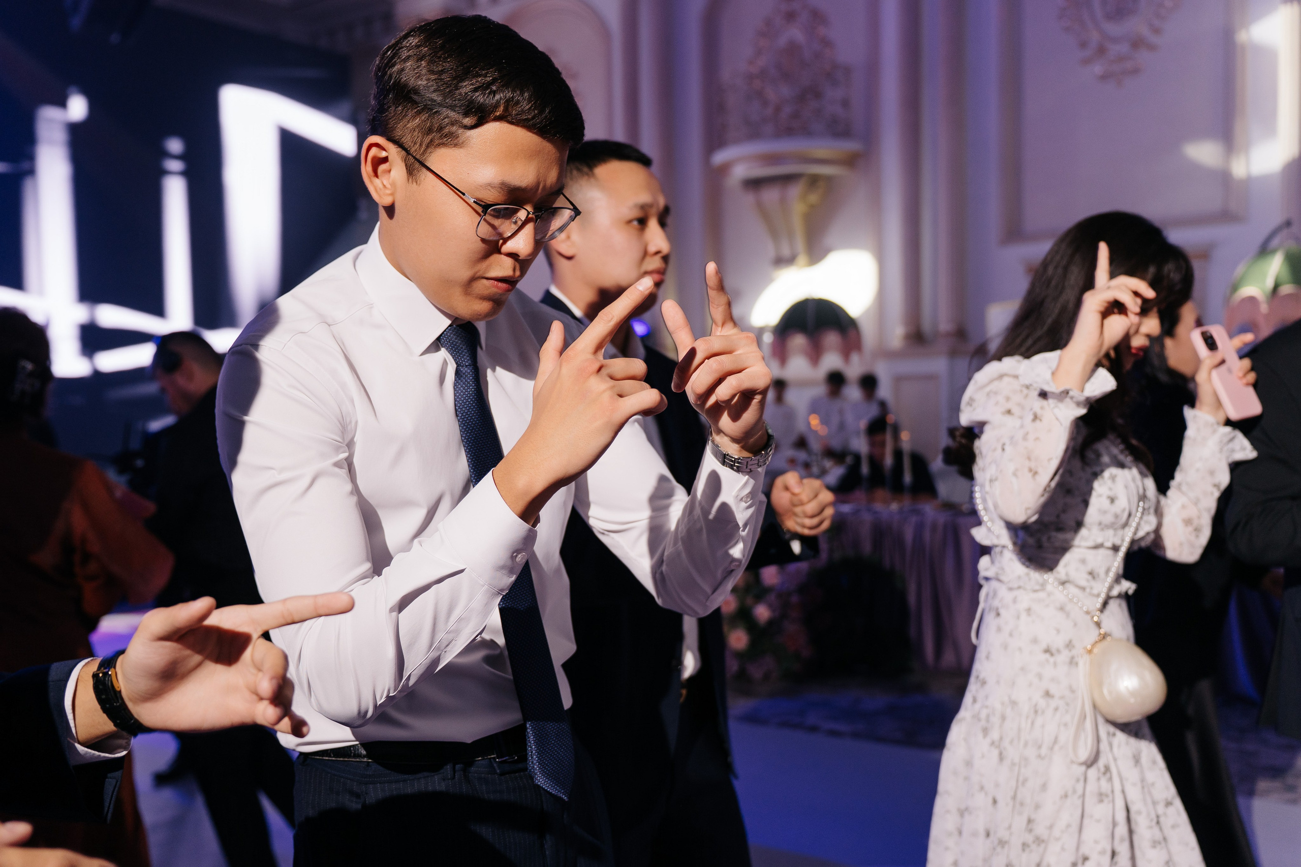 Ay-Dana Uzatu. ___________________________________________________